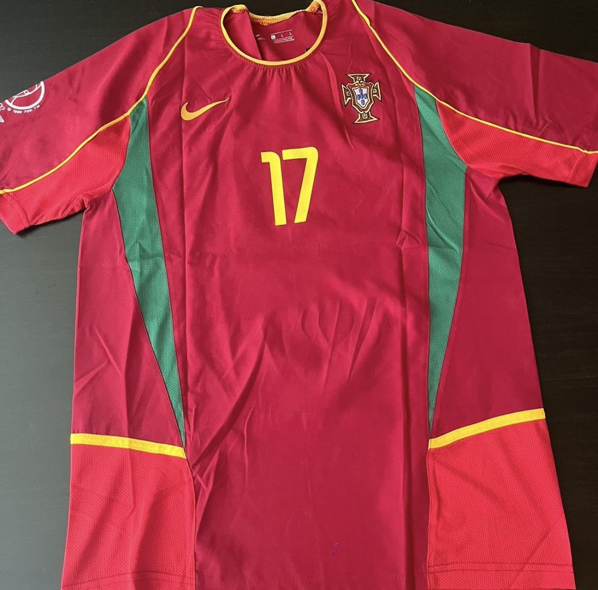 Nike Nike 2002-04 Portugal Home Jersey Size US M / EU 48-50 / 2 - 3 Thumbnail