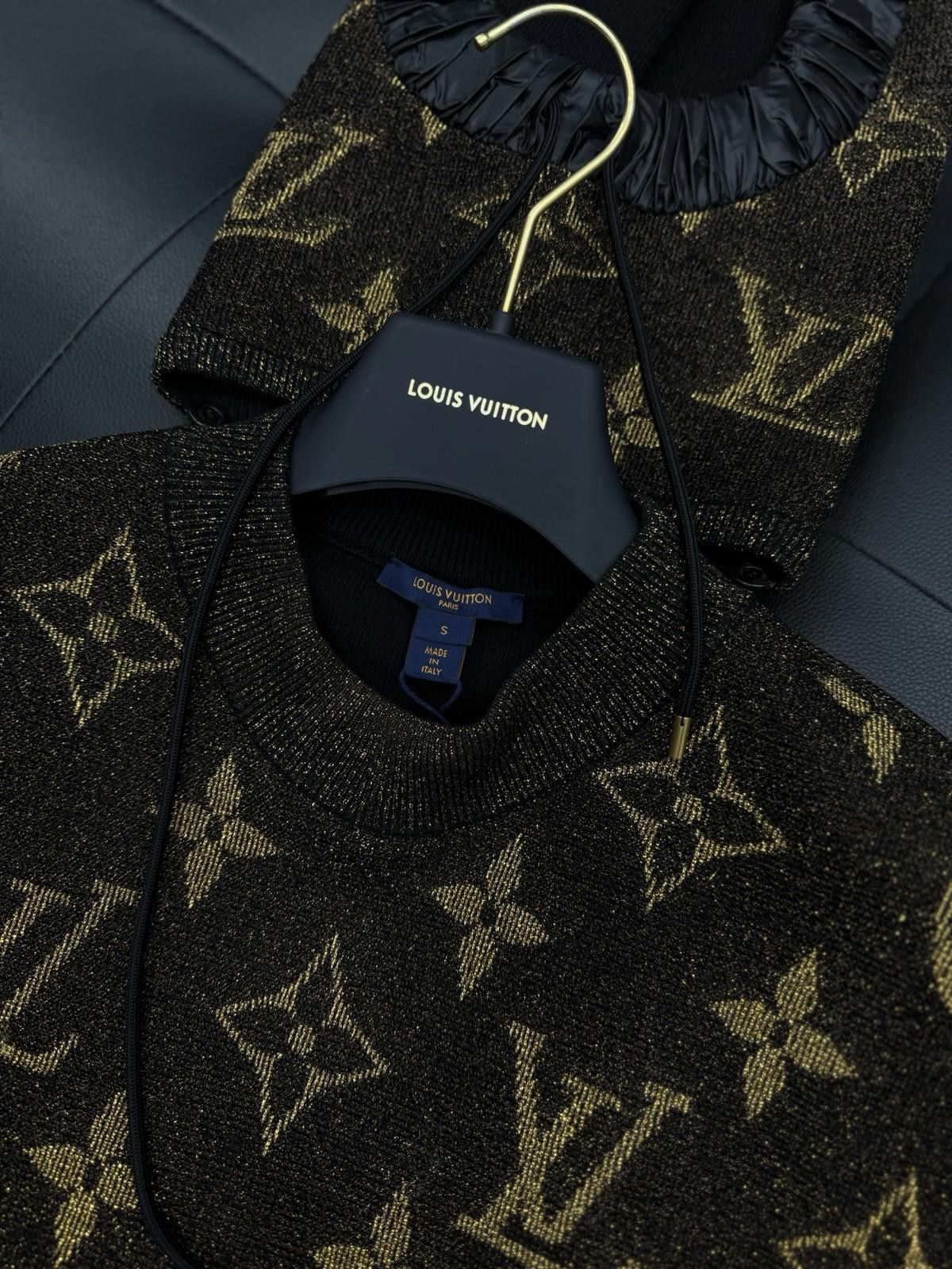 Louis Vuitton Louis Vuitton Brown Sleeveless Hoodie Size Small RARE Size US S / EU 44-46 / 1 - 12 Thumbnail