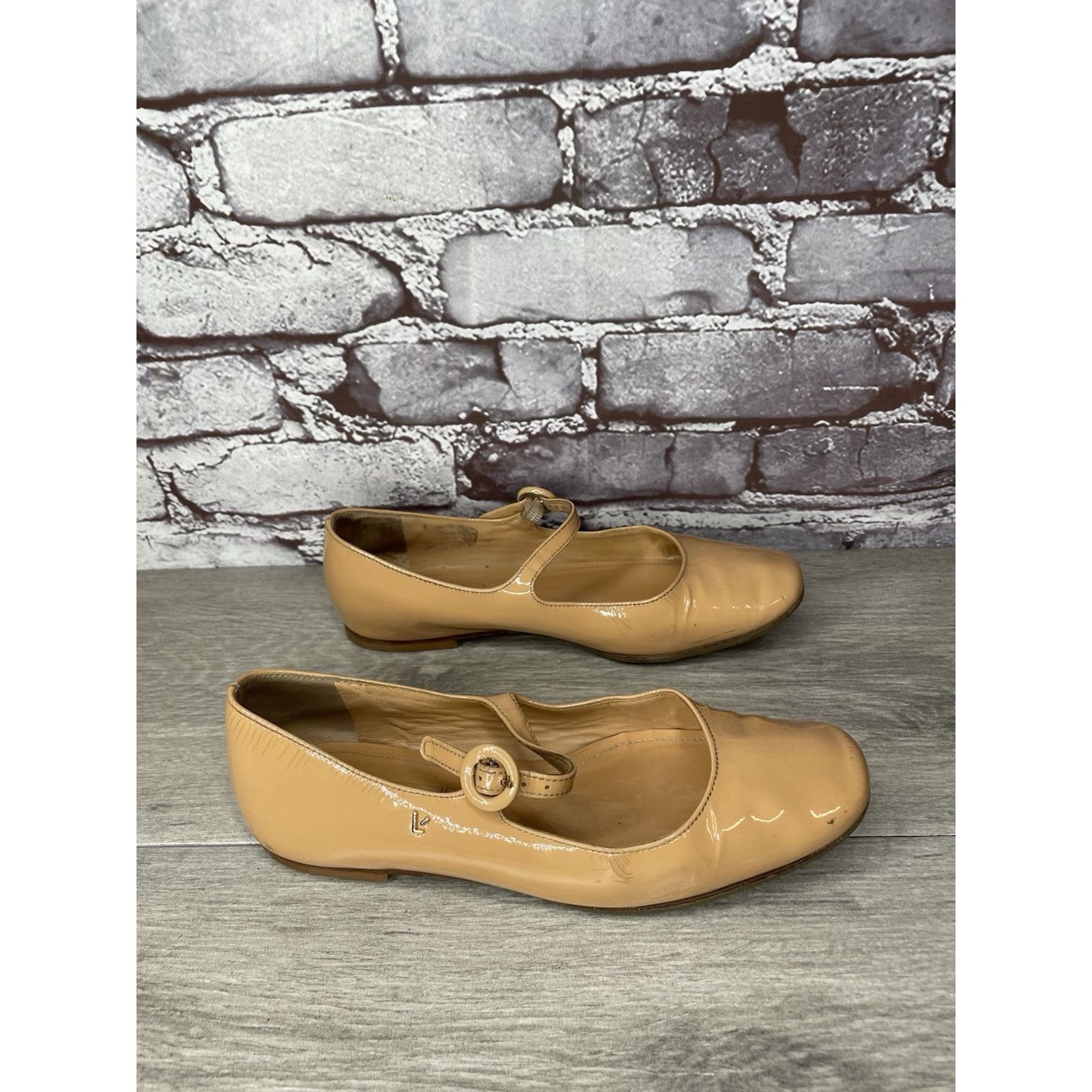 Other LARROUDE Vibram Nude Patent Leather Mary Jane Flats Shoes Wo Size US 5 / IT 35 - 11 Thumbnail