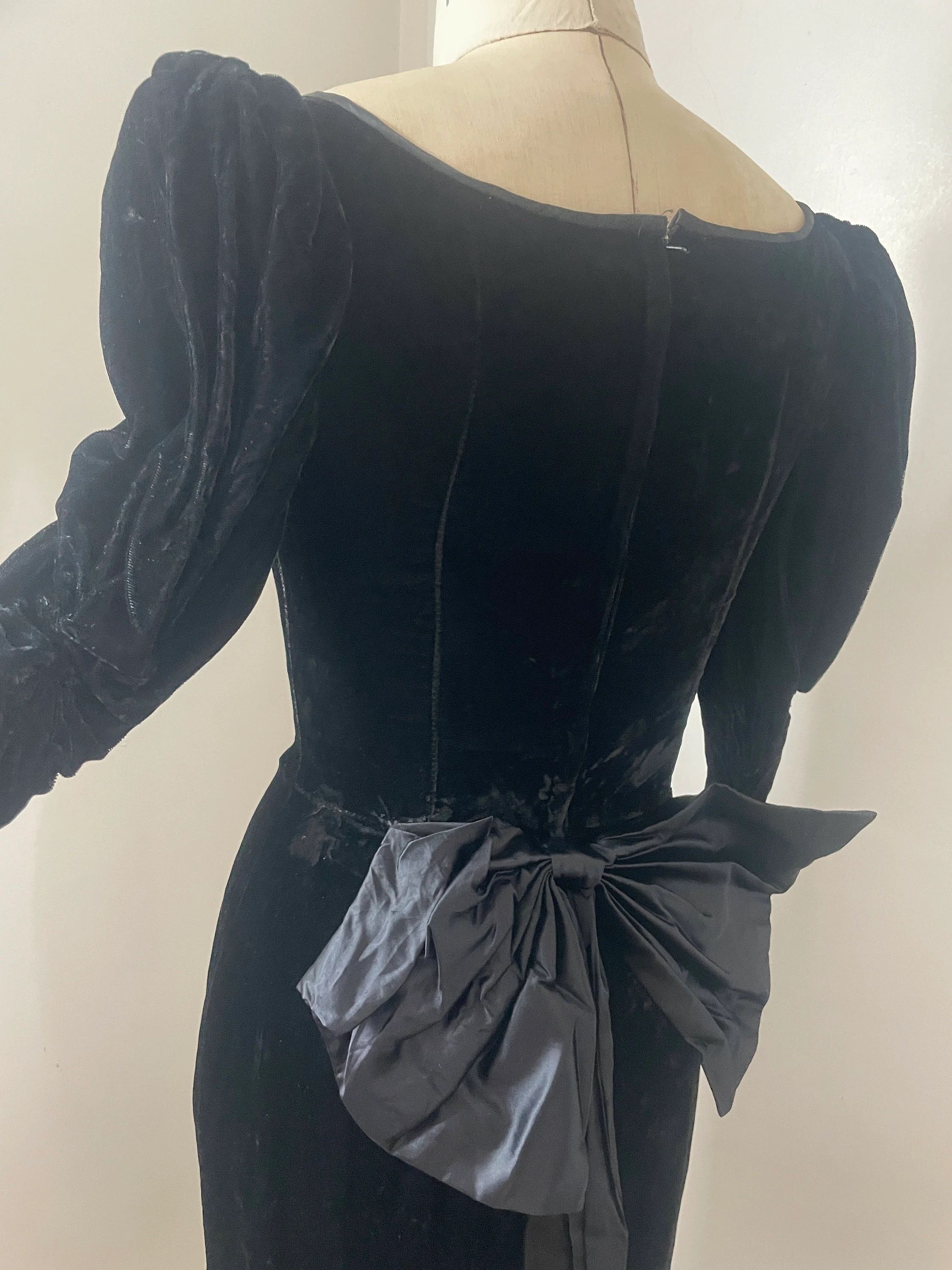 Jessica McClintock Gunne Sax Jessica McClintock Crushed Velvet Dress Prom  Gown | Grailed