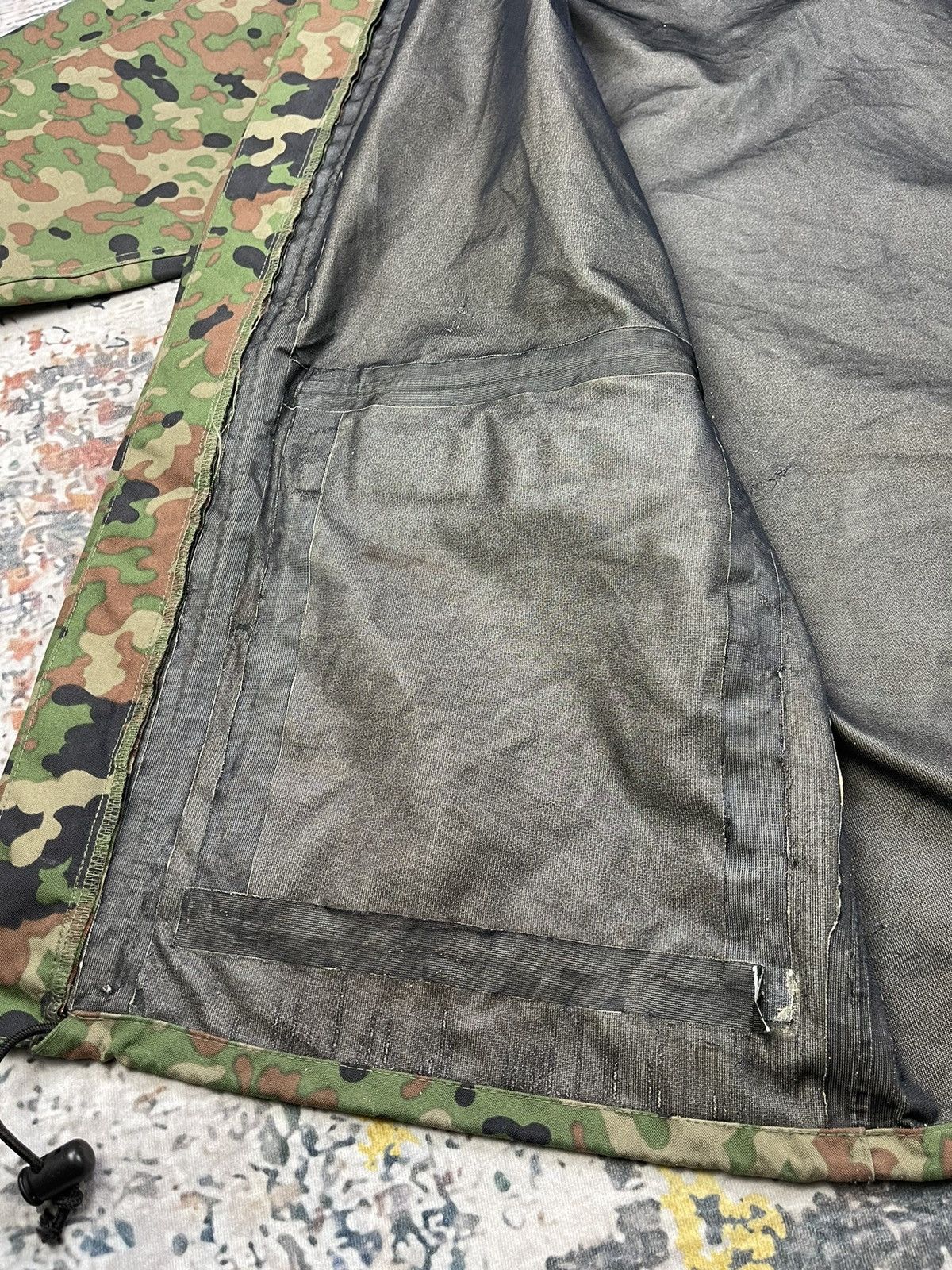 Goretex Vintage JGSDF Japan Army Camouflage Goretex Jackets Size US L / EU 52-54 / 3 - 13 Thumbnail