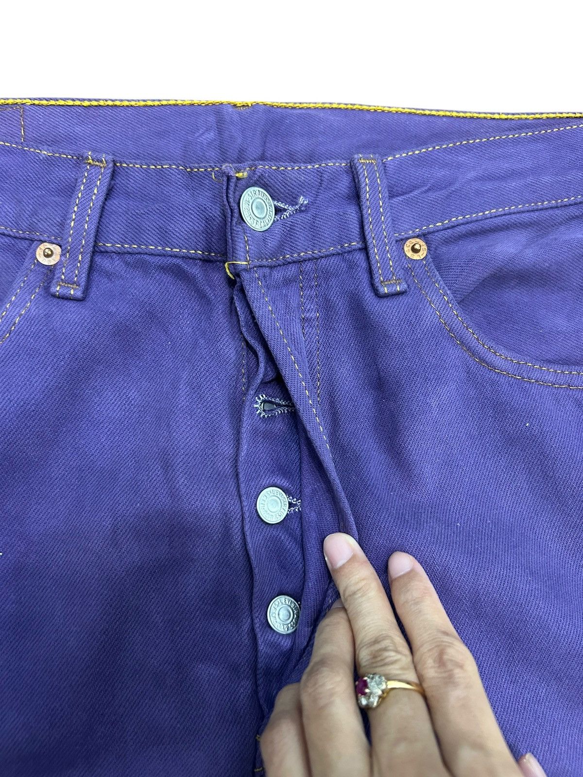 Levi's × Levi's Vintage Clothing Vintage Levis 501 Purple Colour Size US 31 - 7 Thumbnail