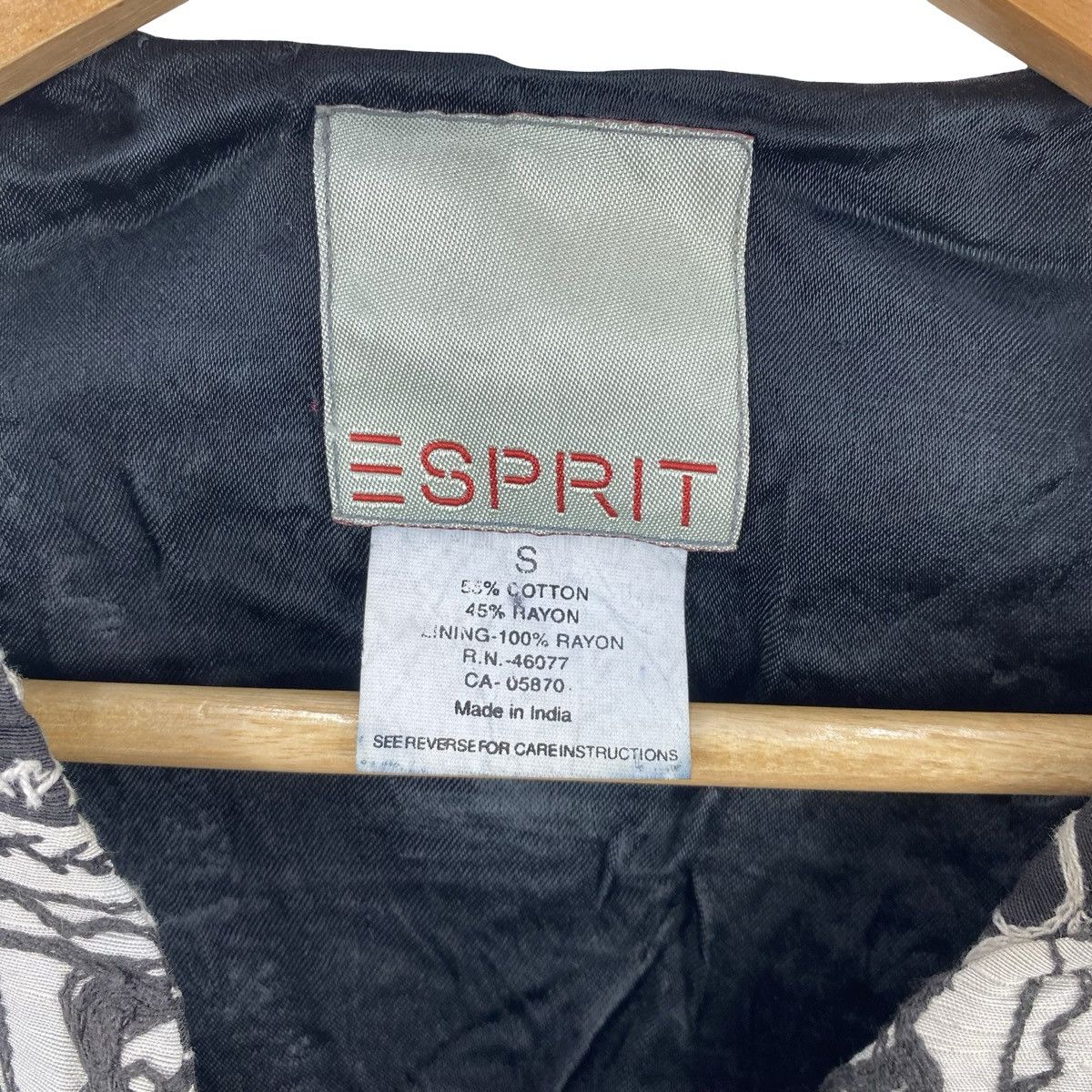 Esprit Vintage 90s ESPRIT Floral Embroidered Cropped Waistcoat Size S / US 4 / IT 40 - 9 Thumbnail