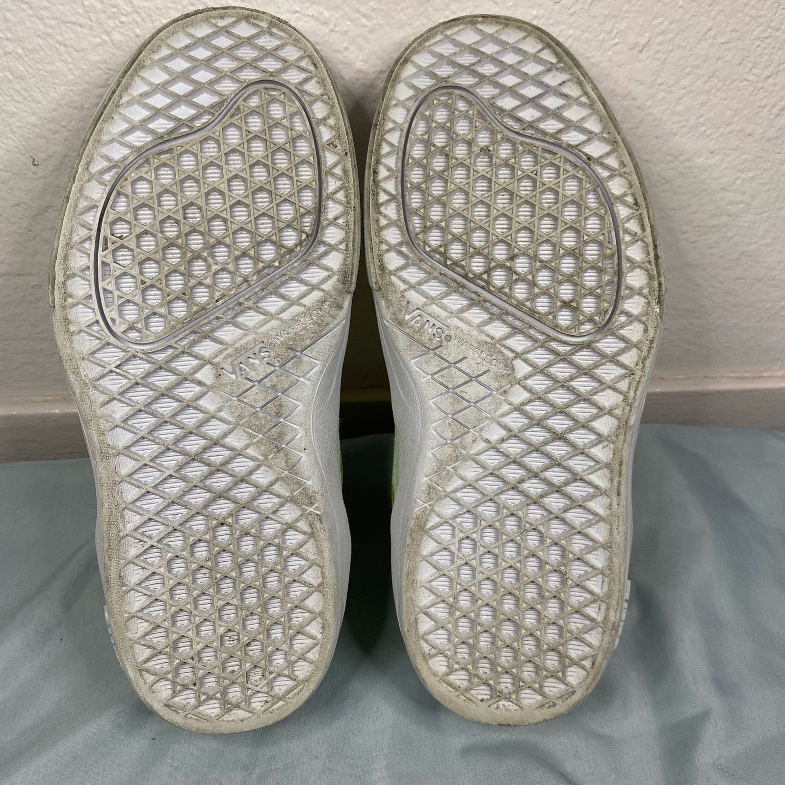 Vans VANS Flower Patterns Womens Plain Logo Low-Top Sneakers 5.5 Size US 5.5 / IT 35.5 - 8 Thumbnail