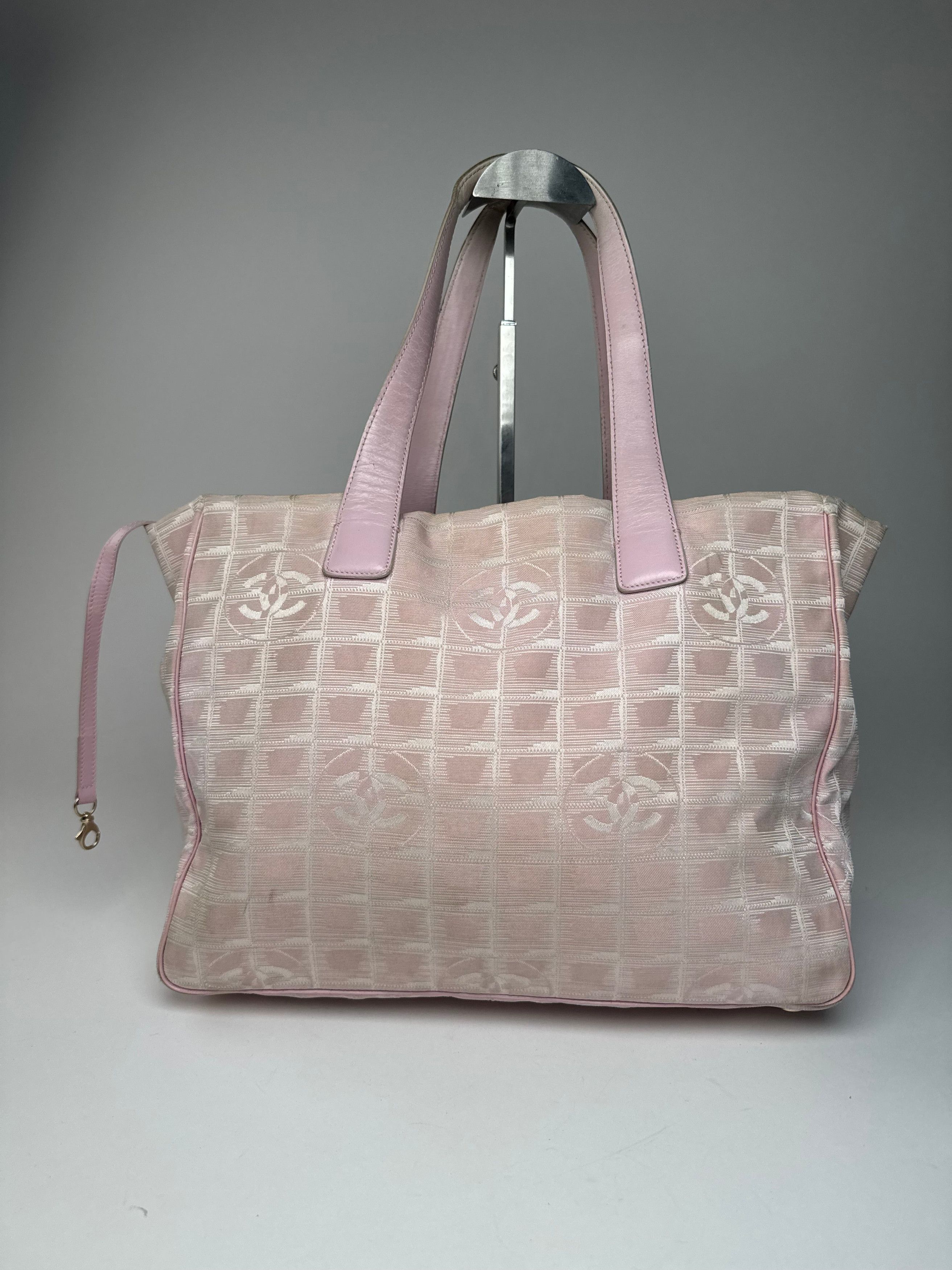 Chanel Vintage Canvas Leather Tote Bag Pink White Size ONE SIZE - 1 Thumbnail