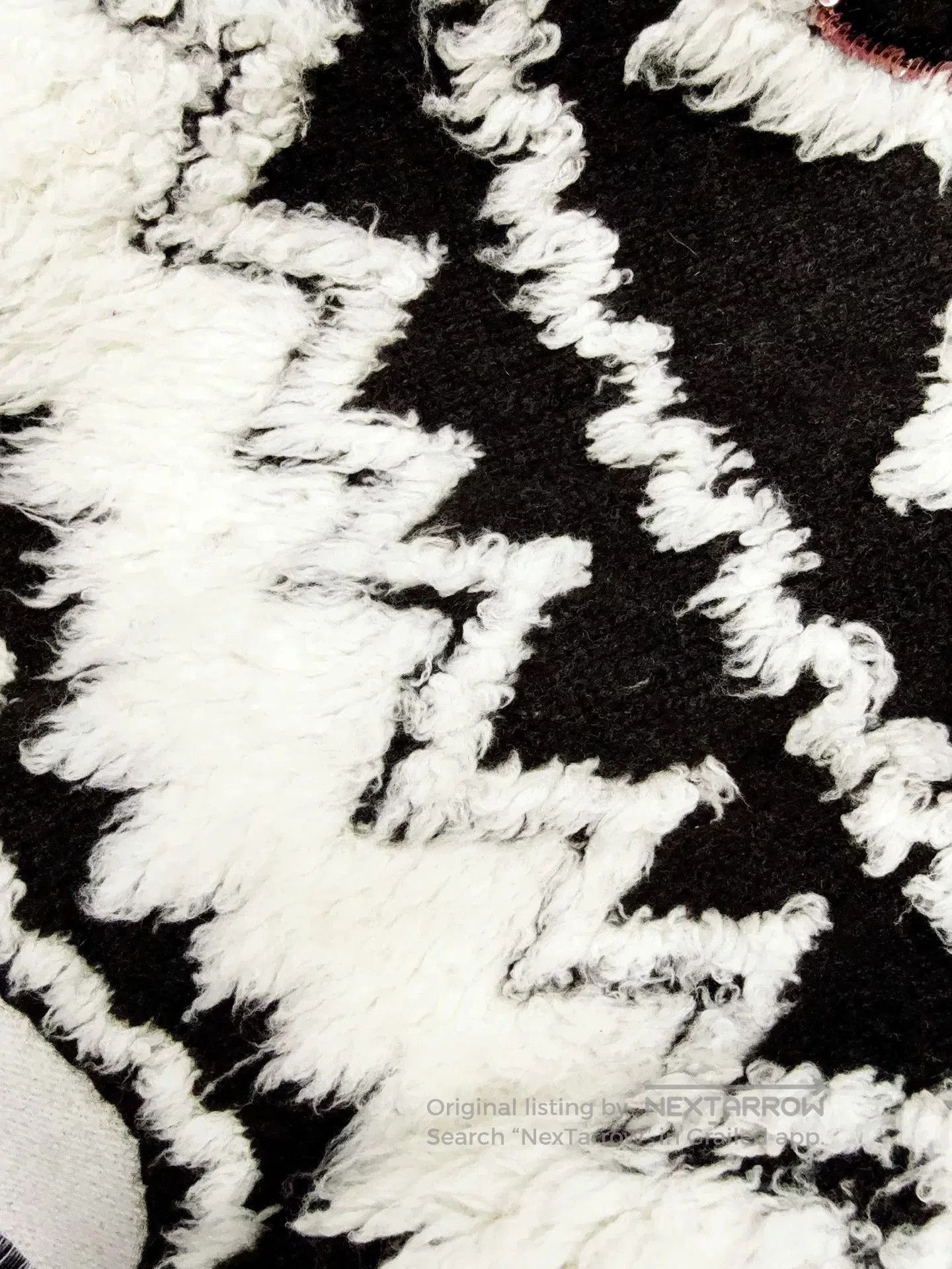 Chanel Chanel Black and White Knit Skirt. Size 24" / US 00 / IT 34 - 3 Thumbnail
