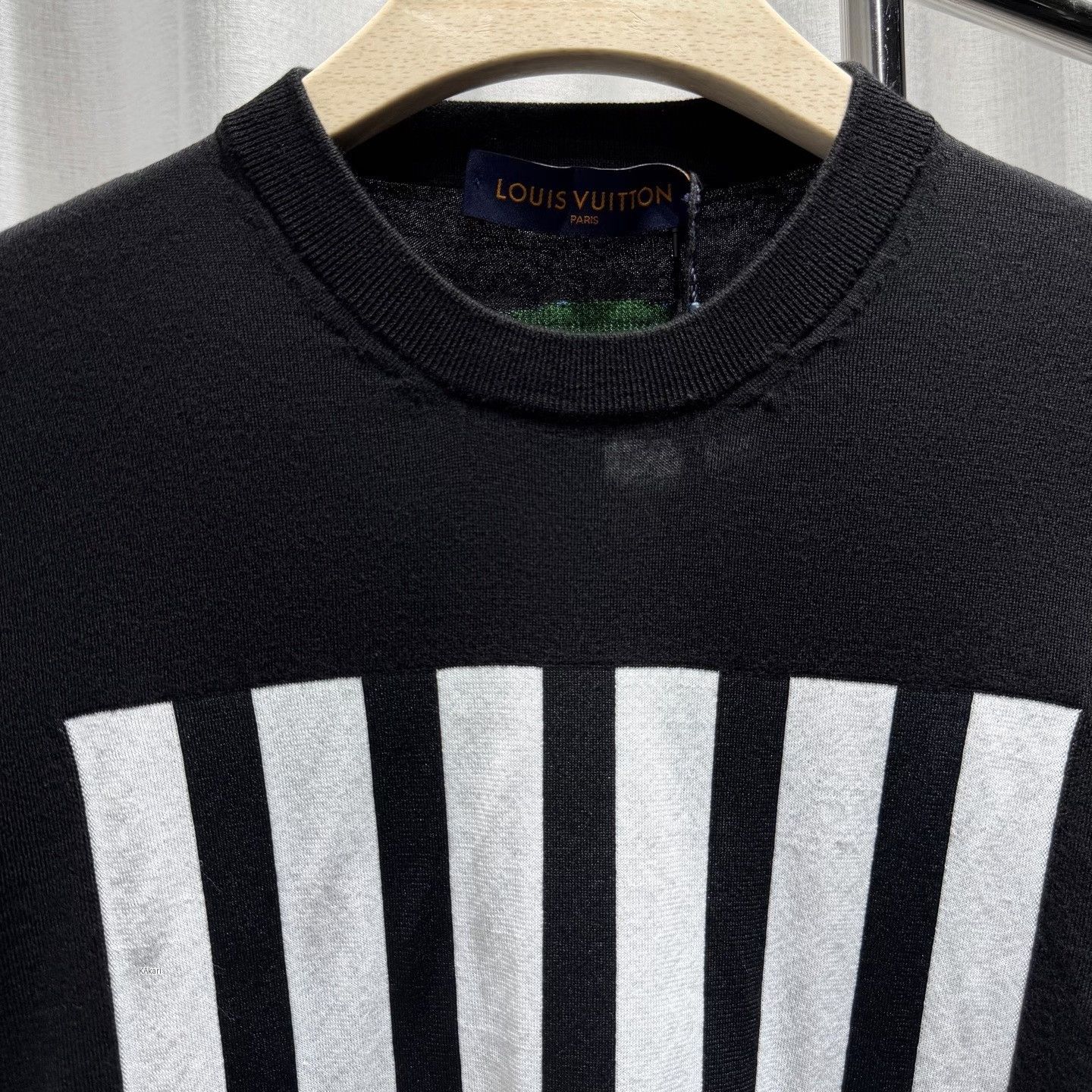 Louis Vuitton Louis Vuitton Knit Short Sleeve Logo Top Size US L / EU 52-54 / 3 - 3 Thumbnail