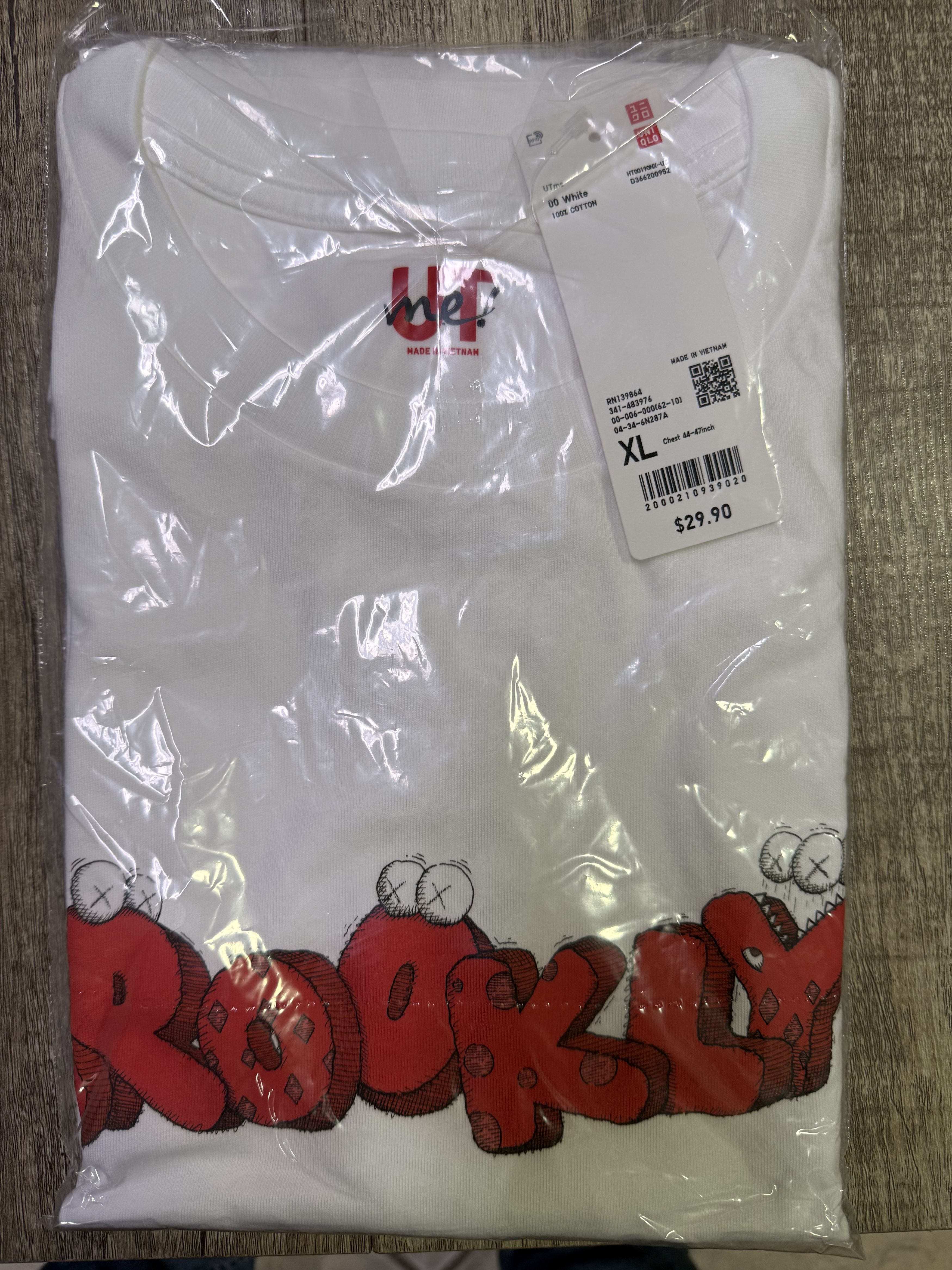 Kaws × Uniqlo KAWS X UTme X Uniqlo Brooklyn Tee Size US XL / EU 56 / 4 - 1 Thumbnail