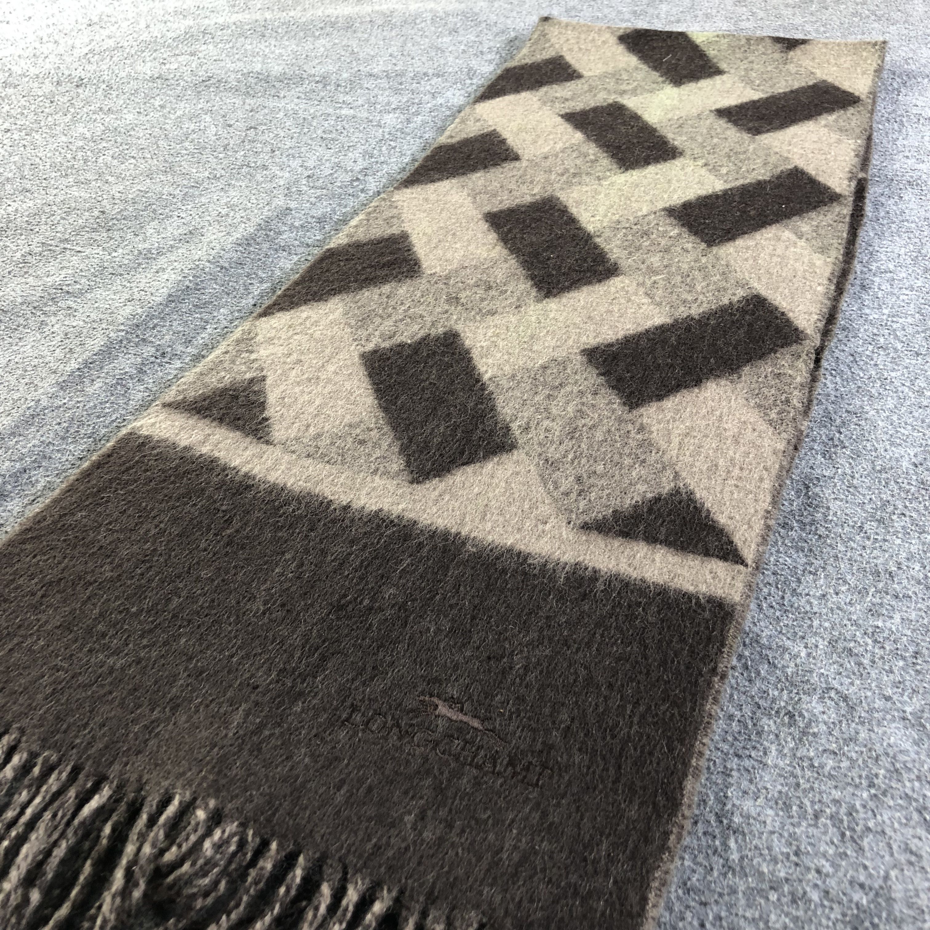 Longchamp Longchamp Wool Scarf Muffler V1971 Size ONE SIZE - 2 Thumbnail