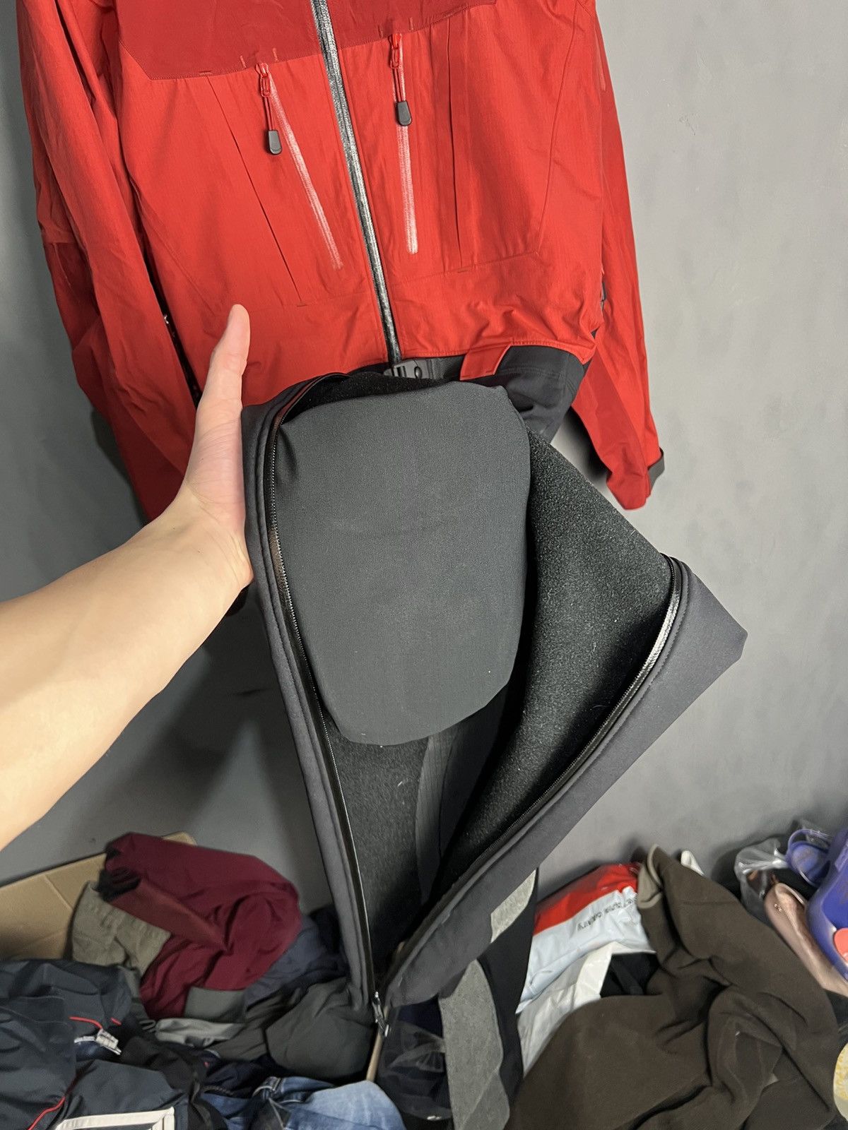 Arc'teryx Vintage Arcteryx Goretex Full Ski Suit Size M Size US M / EU 48-50 / 2 - 16 Thumbnail