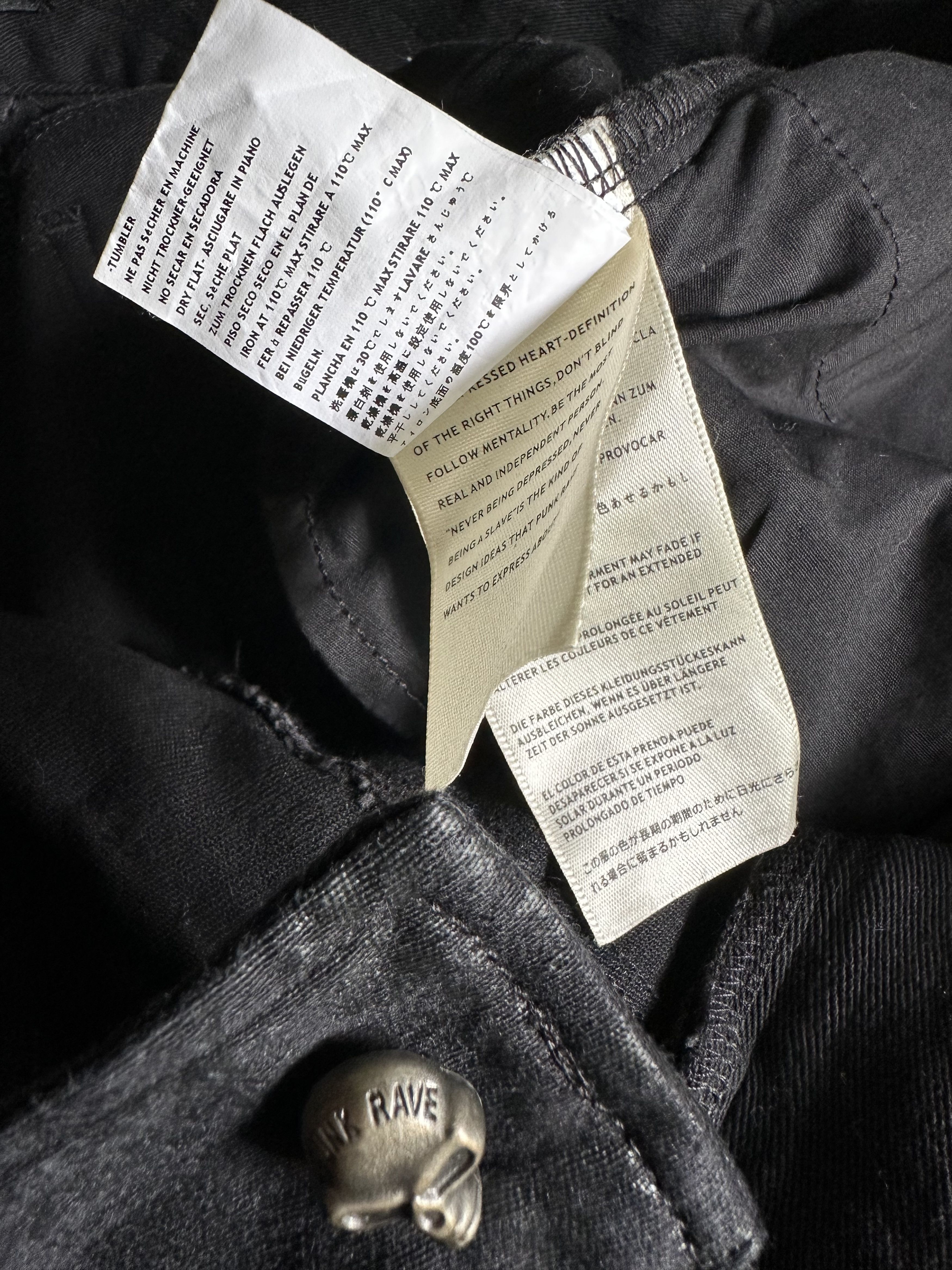 Japanese Brand Japanese Brand PUNKRAVE Skinny Elastic Cargo Pants Size US 32 / EU 48 - 22 Thumbnail