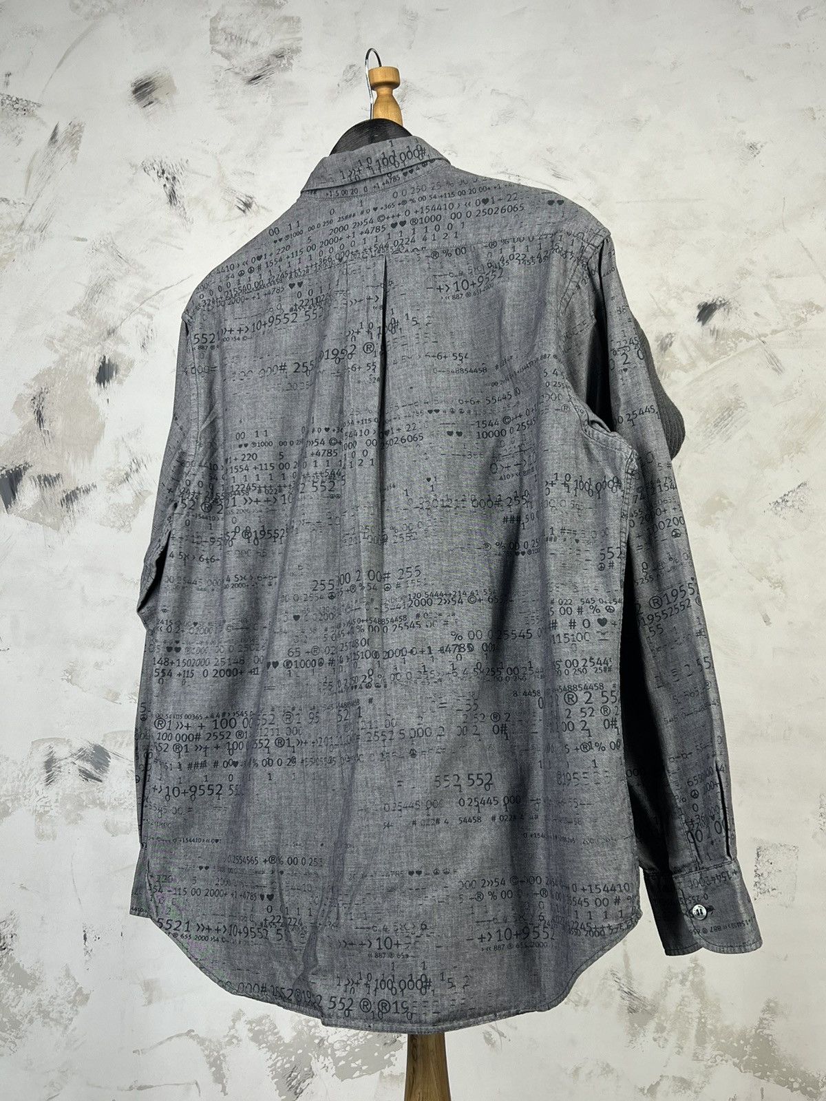 Moschino Vintage Moschino Jeans Printed Button-Up Shirt Size L - XL Size US L / EU 52-54 / 3 - 7 Thumbnail