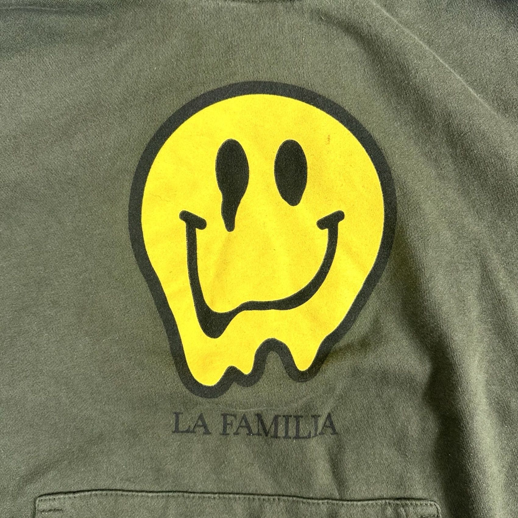 Vintage La Familia MMXIV Hoodie Mens Large Army Green Emoji Smiley Face Graphic Pullover Sweatshirt Size US L / EU 52-54 / 3 - 2 Thumbnail
