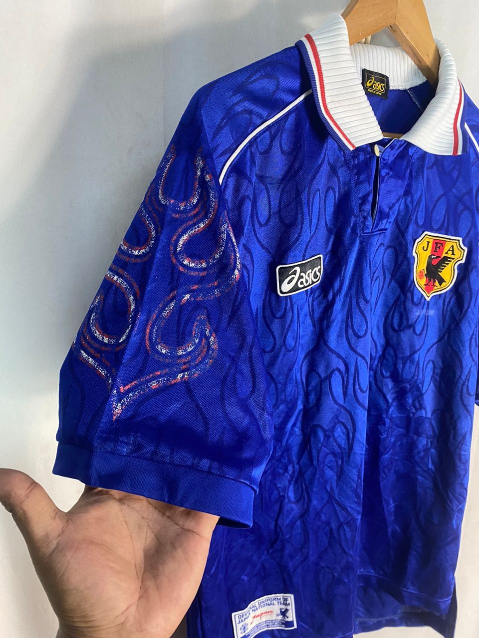 Asics × Vintage Best offer 🔥Vintage japan team football 1998 jersey shirt Size US L / EU 52-54 / 3 - 7 Thumbnail