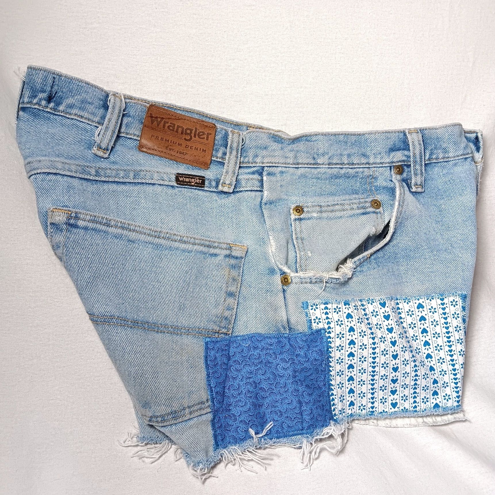 Wrangler VINTAGE Recycled Wrangler Women Jean Shorts 34 Distressed Patchwork Upcycled Boho Casual Fall Spring Summer Size 24" / US 00 / IT 34 - 4 Thumbnail