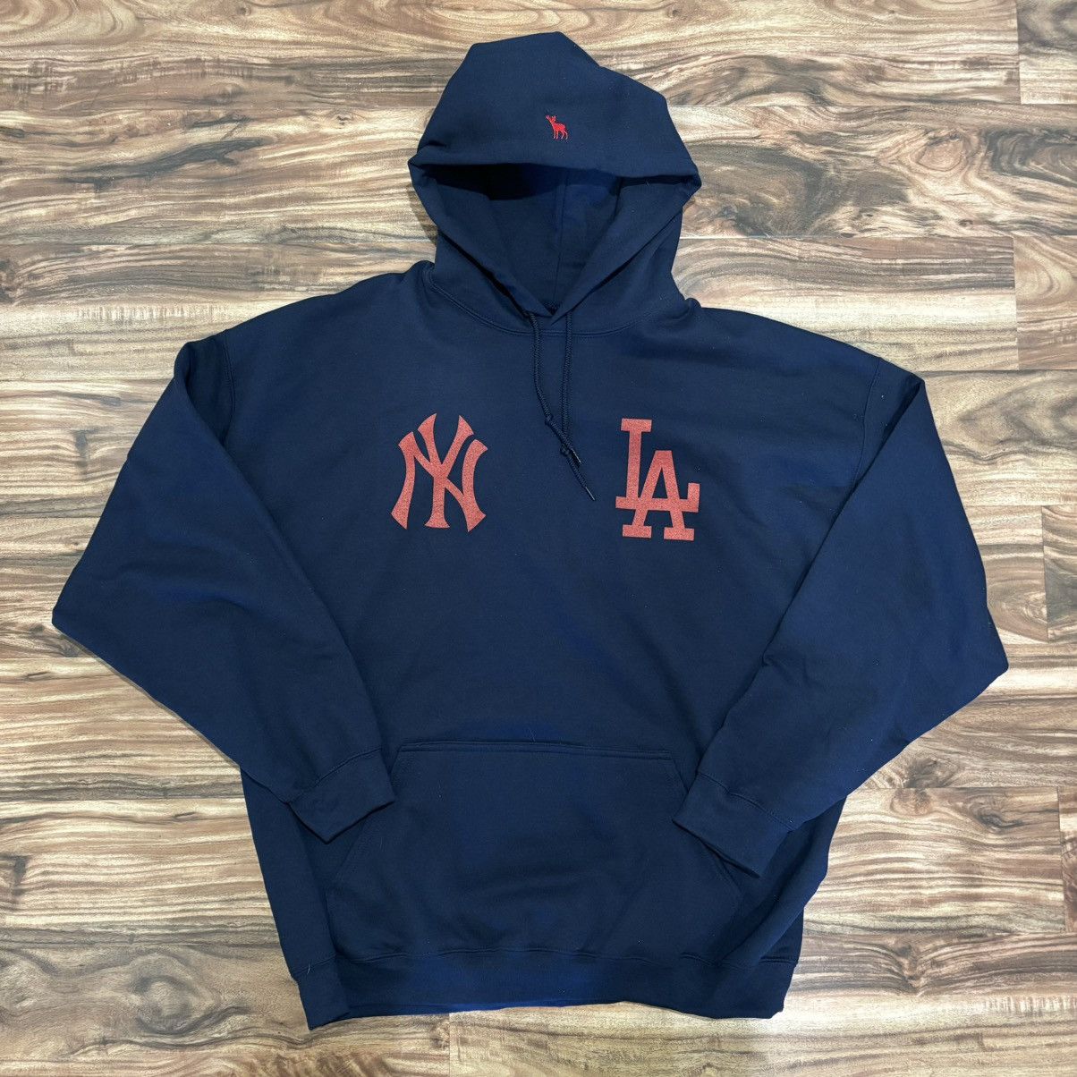 Holiday Brand Holiday NY LA Hoodie Size US XXL / EU 58 / 5 - 1 Thumbnail