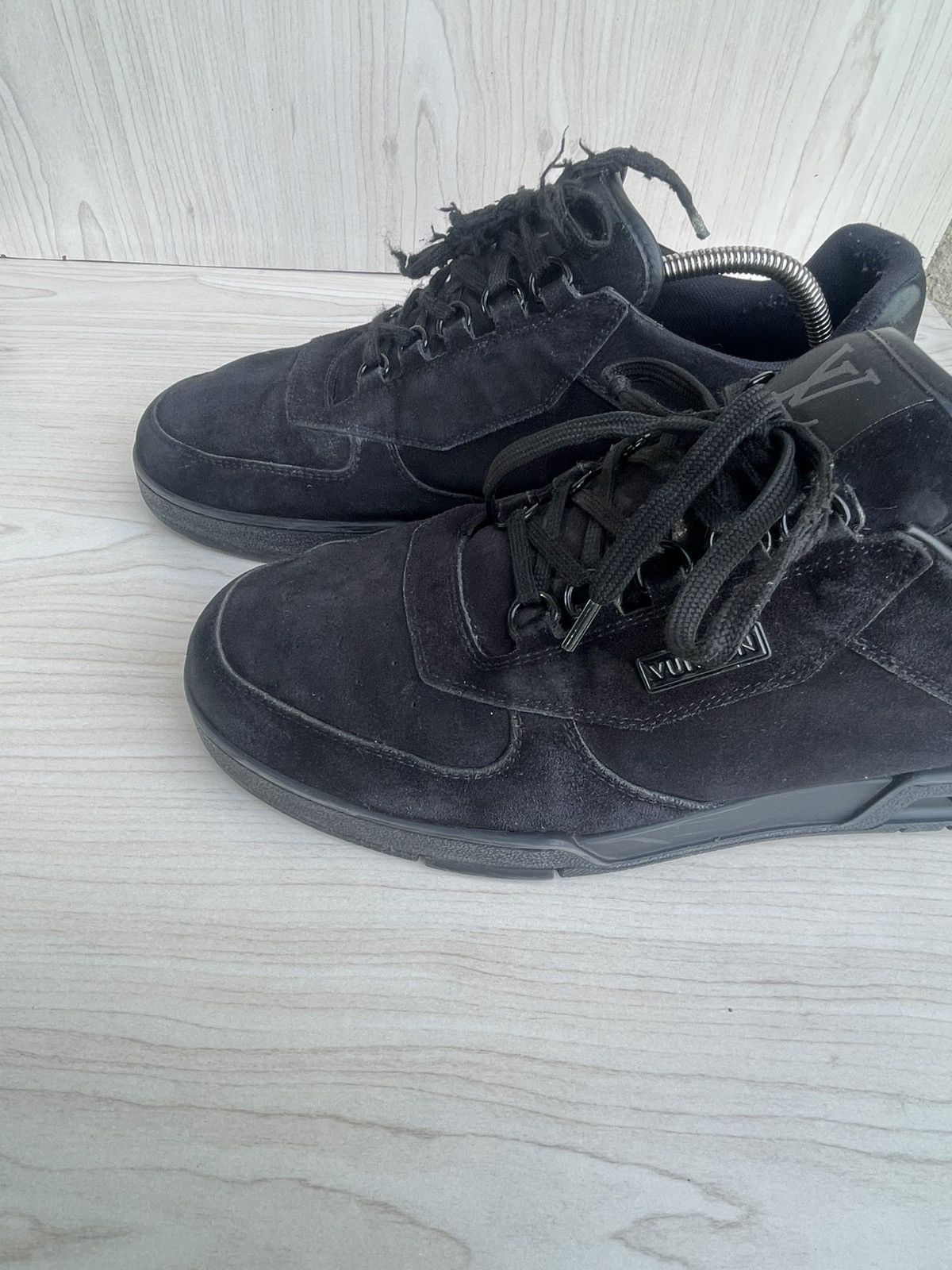 Louis Vuitton Low louis vuitton black trainer Size US 10.5 / EU 43-44 - 7 Thumbnail