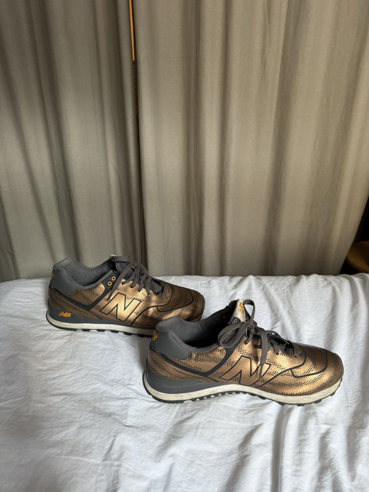 New Balance New Balance 575 Tropical Fish Pack Size US 11 / EU 44 - 3 Thumbnail
