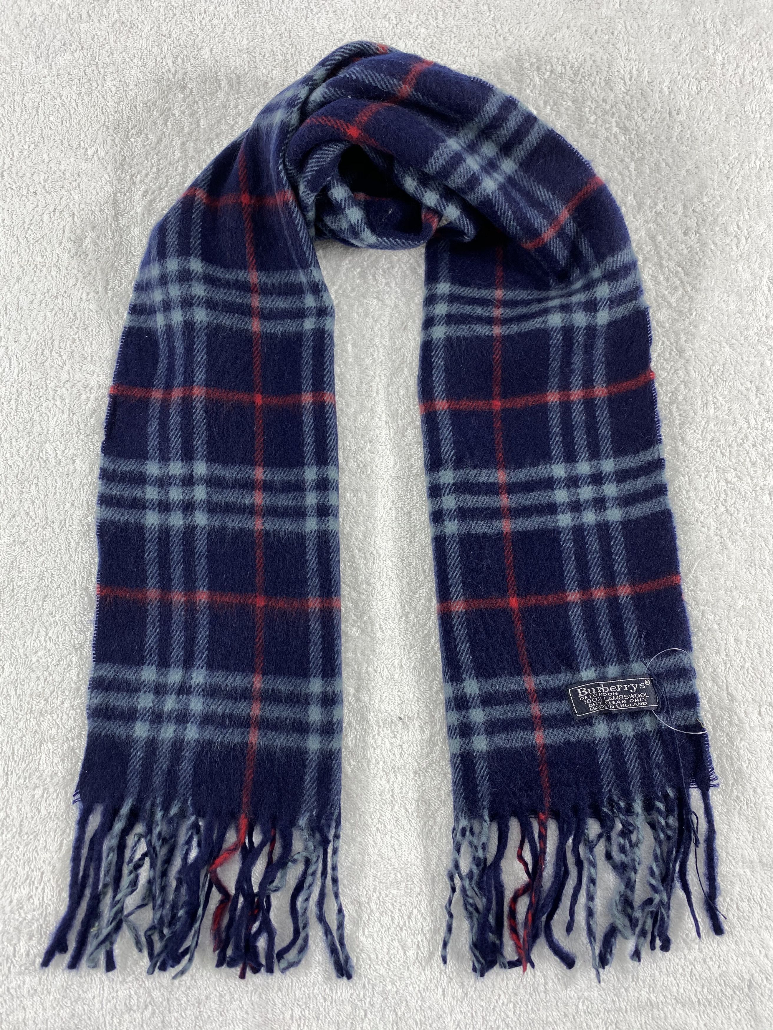 Burberry Vintage Burberry Scarf/Muffler/Neckwear MF768 Size ONE SIZE - 1 Thumbnail