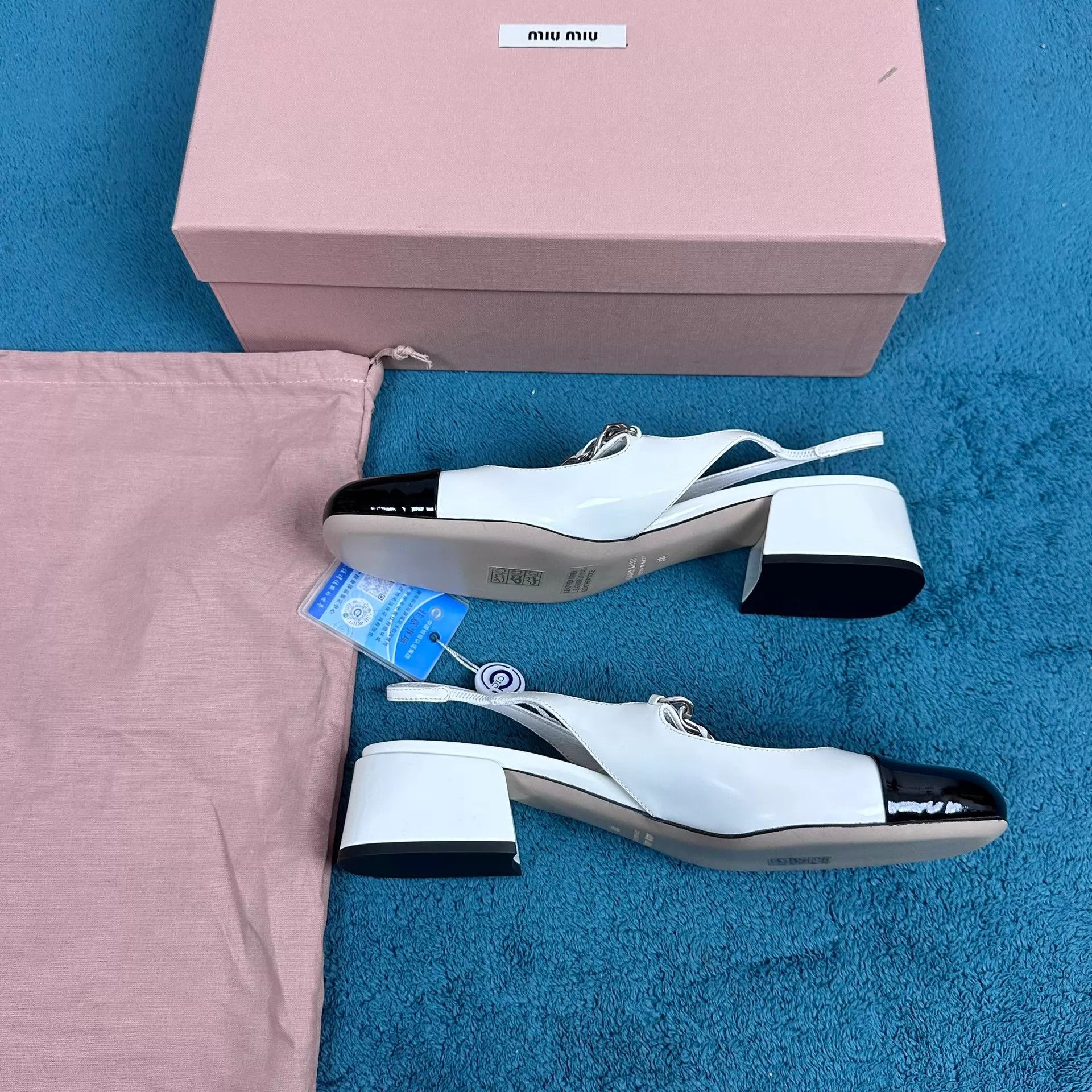Miu Miu MIU MIU Patent Leather Metal Chain Block Heels Wht/Blk Size US 7.5 / IT 37.5 - 3 Thumbnail
