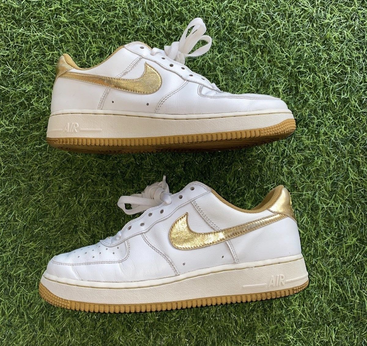 Nike Nike Airforces 1 Wmns 2010 released No Box no insoles Size US 9.5 / EU 42-43 - 1 Thumbnail