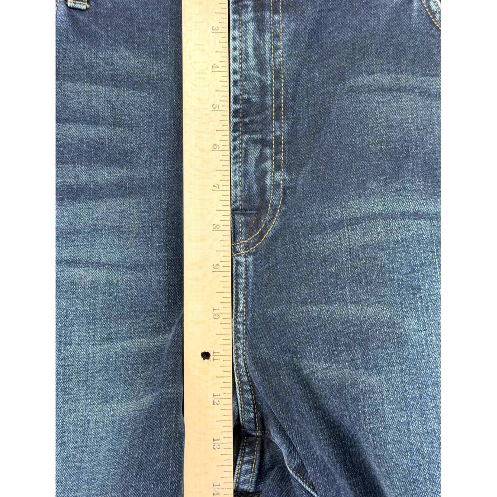 Flint And Tinder Flint and Tinder Jeans Straight Color Blue 38x34 Made in USA Mens Regular Denim Cotton Blend 5-Pocket Wear Size US 38 / EU 54 - 4 Thumbnail