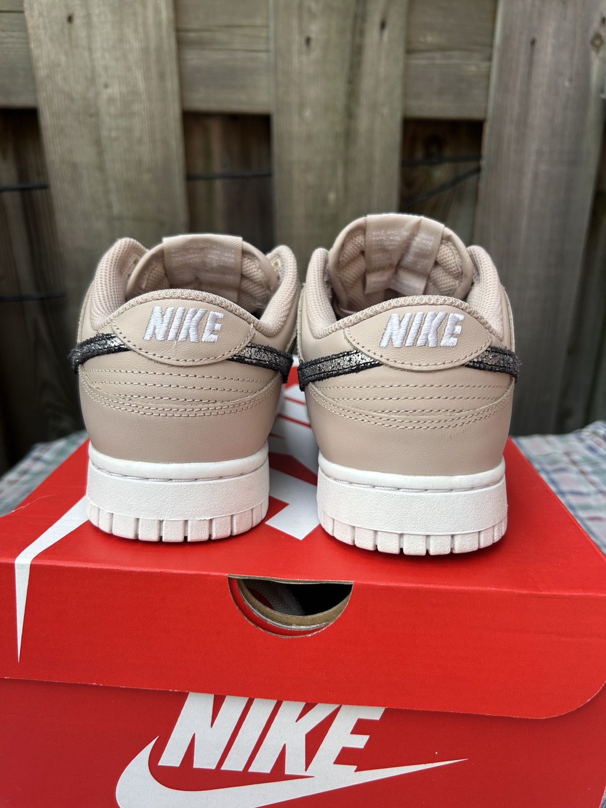 Nike Nike Dunk Low Primal Pink Size US 6.5 / EU 39-40 - 3 Thumbnail