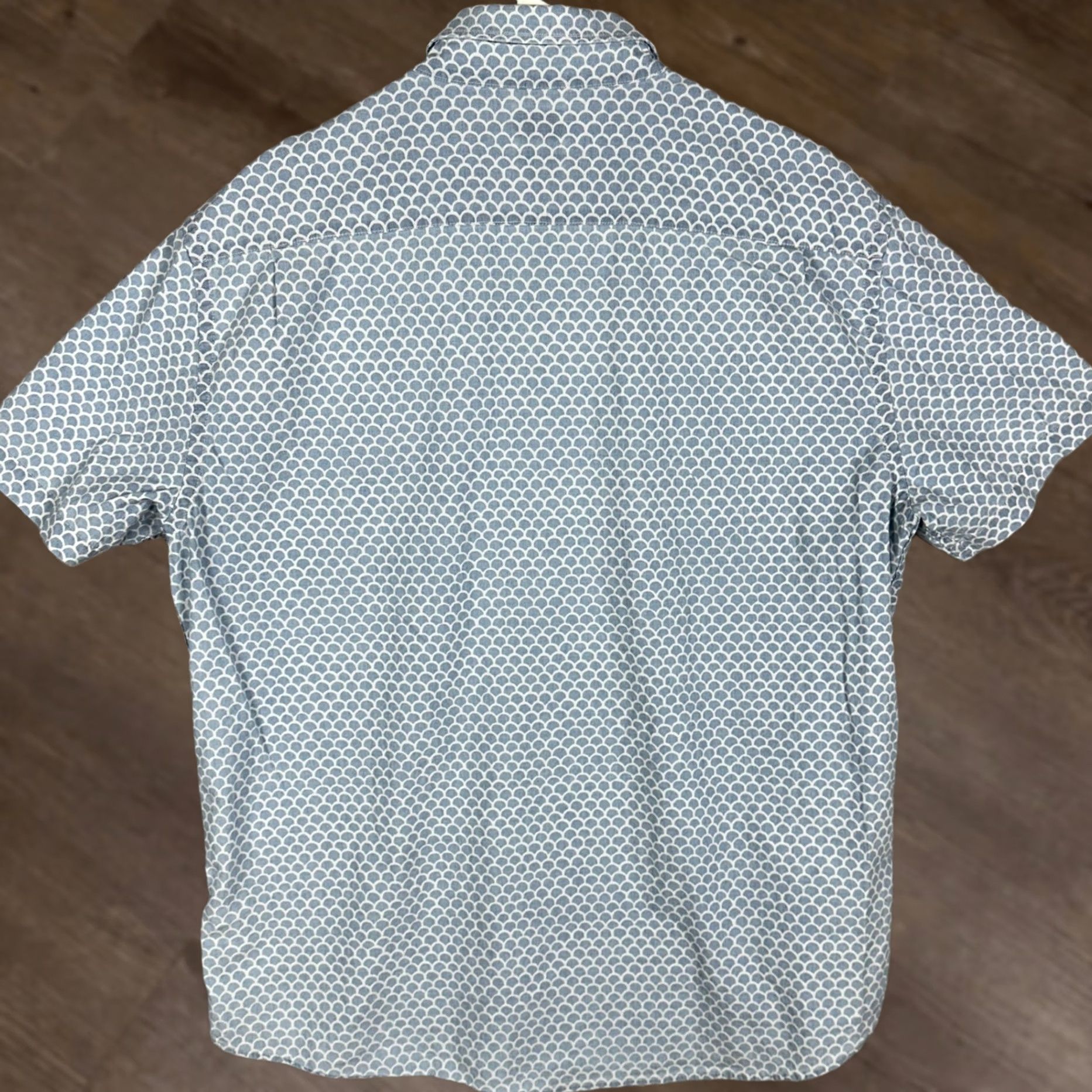 Faherty Faherty Shirt Mens XL Blue Button-Down Short Sleeve Geometric Pocket Stretch EUC Size US XL / EU 56 / 4 - 1 Thumbnail