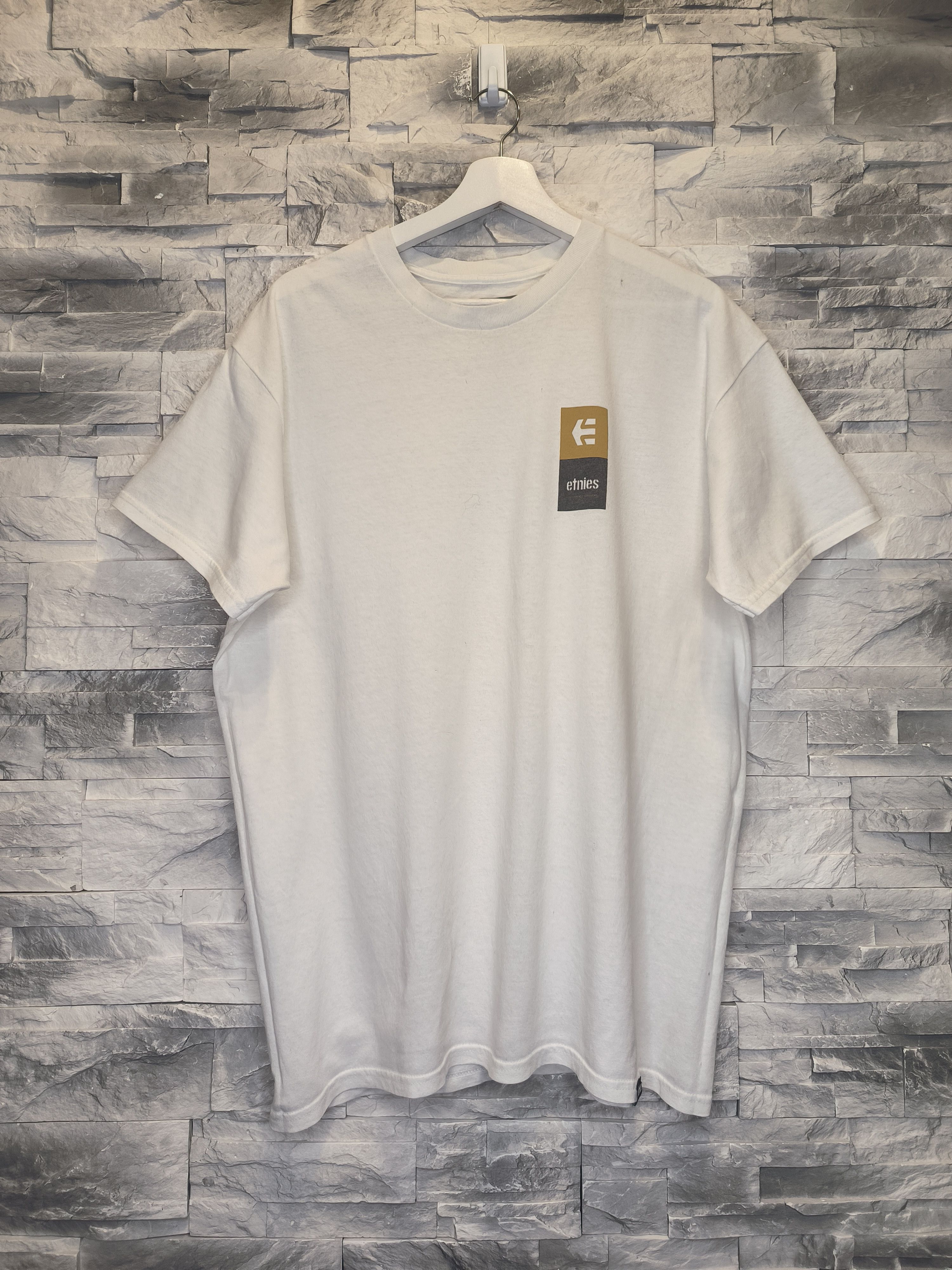 Etnies Etnies T-Shirt Logo Basic Tee White Size US L / EU 52-54 / 3 - 1 Thumbnail