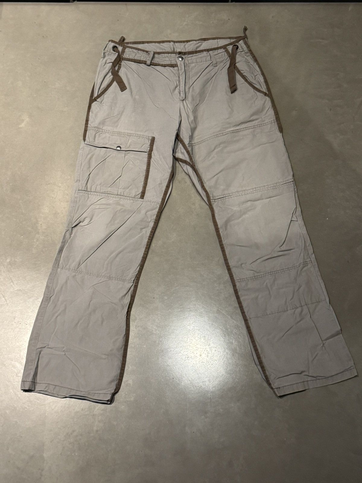 Vintage Very cool vintage grey parachute pants with brown detailing Size US 32 / EU 48 - 1 Thumbnail