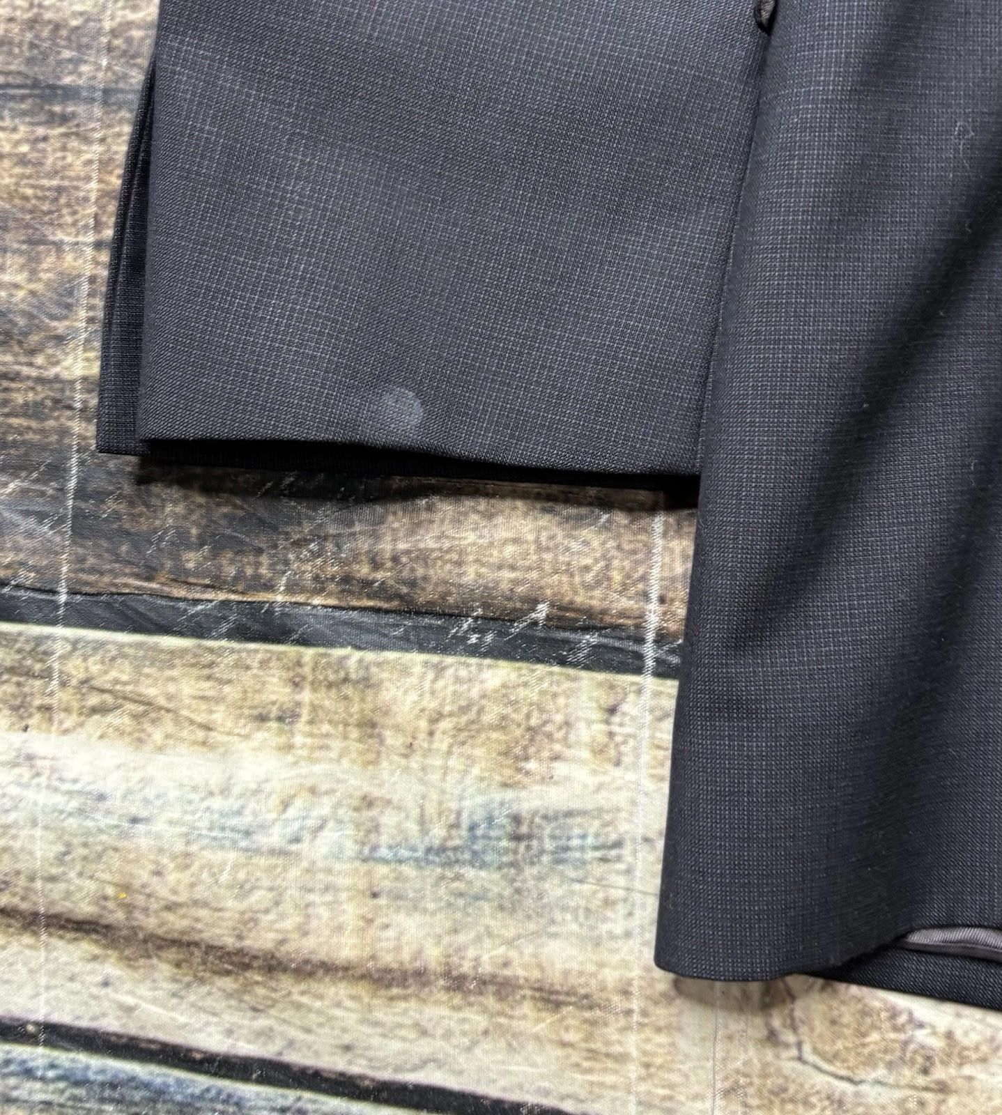 Valentino VTG Valentino Blazer Jacket Men's 42 Super 120s Wool Italy Size 42R - 9 Thumbnail