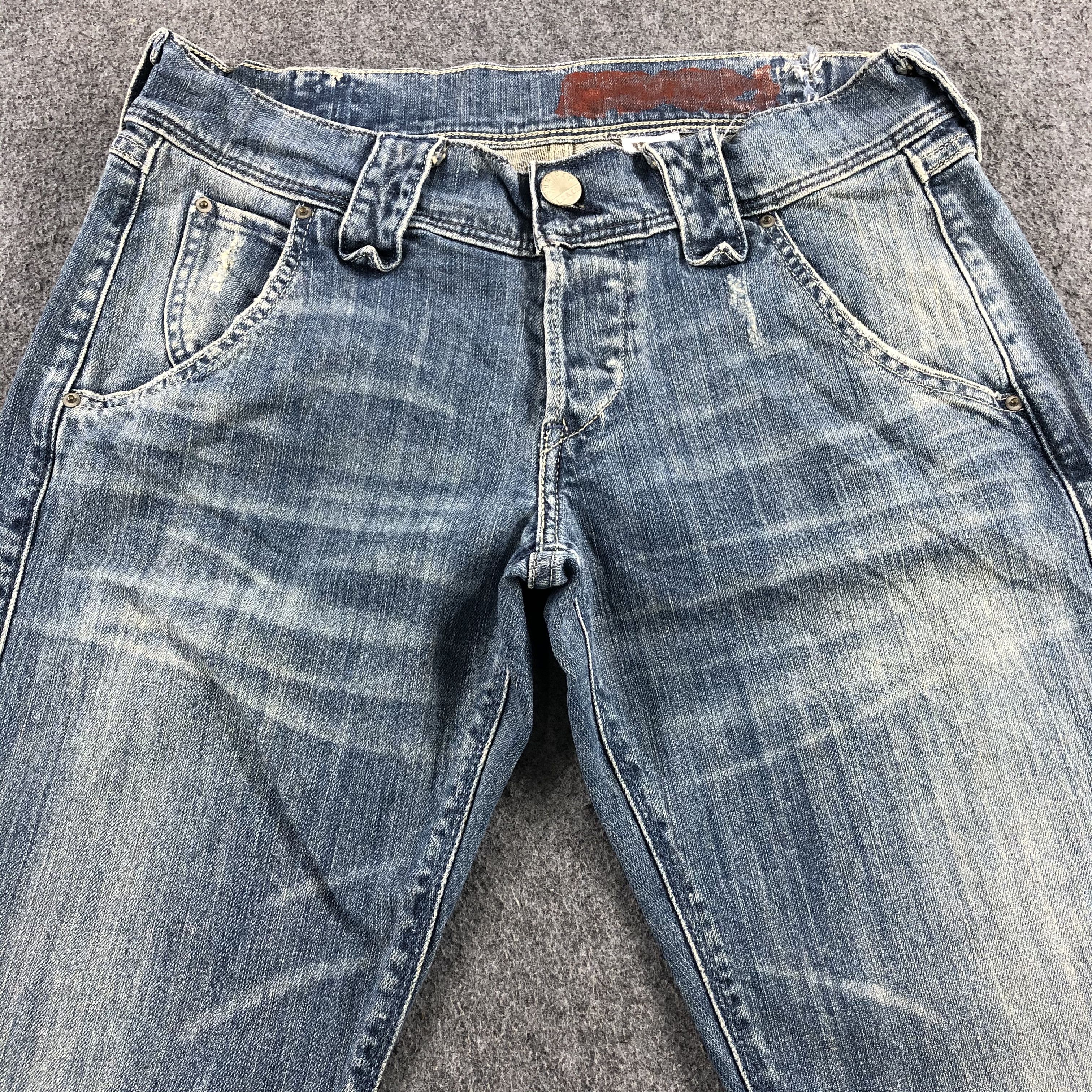 Levi's Vintage Blue Wash Levis Jeans-J2030 Size US 33 - 3 Thumbnail