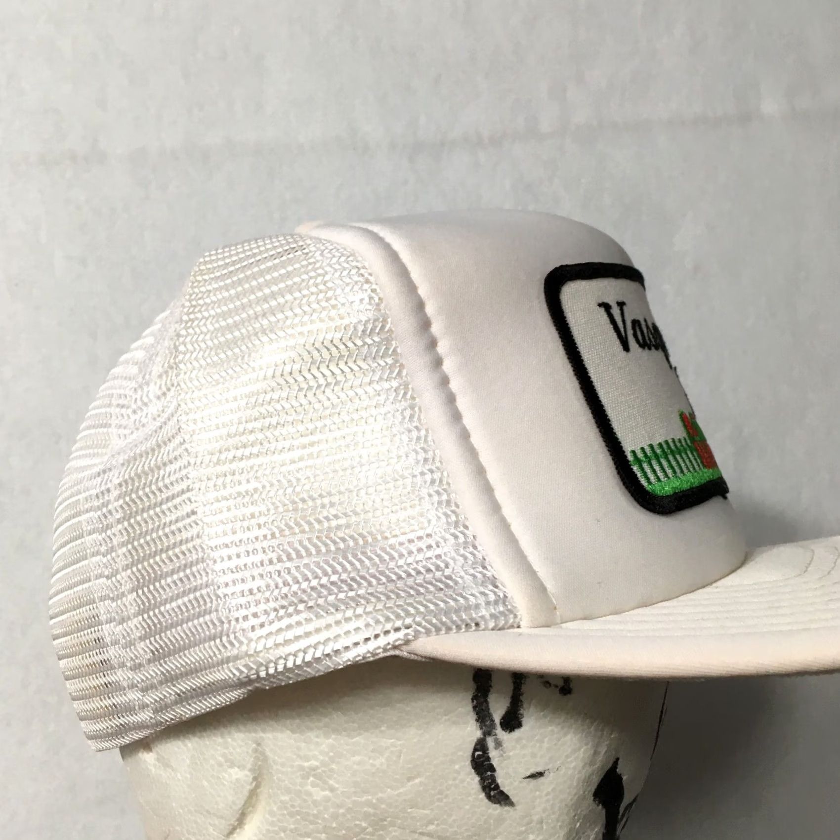 Vasque VINTAGE Snap-Back HAT Mens One Size White Foam Patch Wolf Outdoor 90s Trucker Cap Size ONE SIZE - 4 Thumbnail