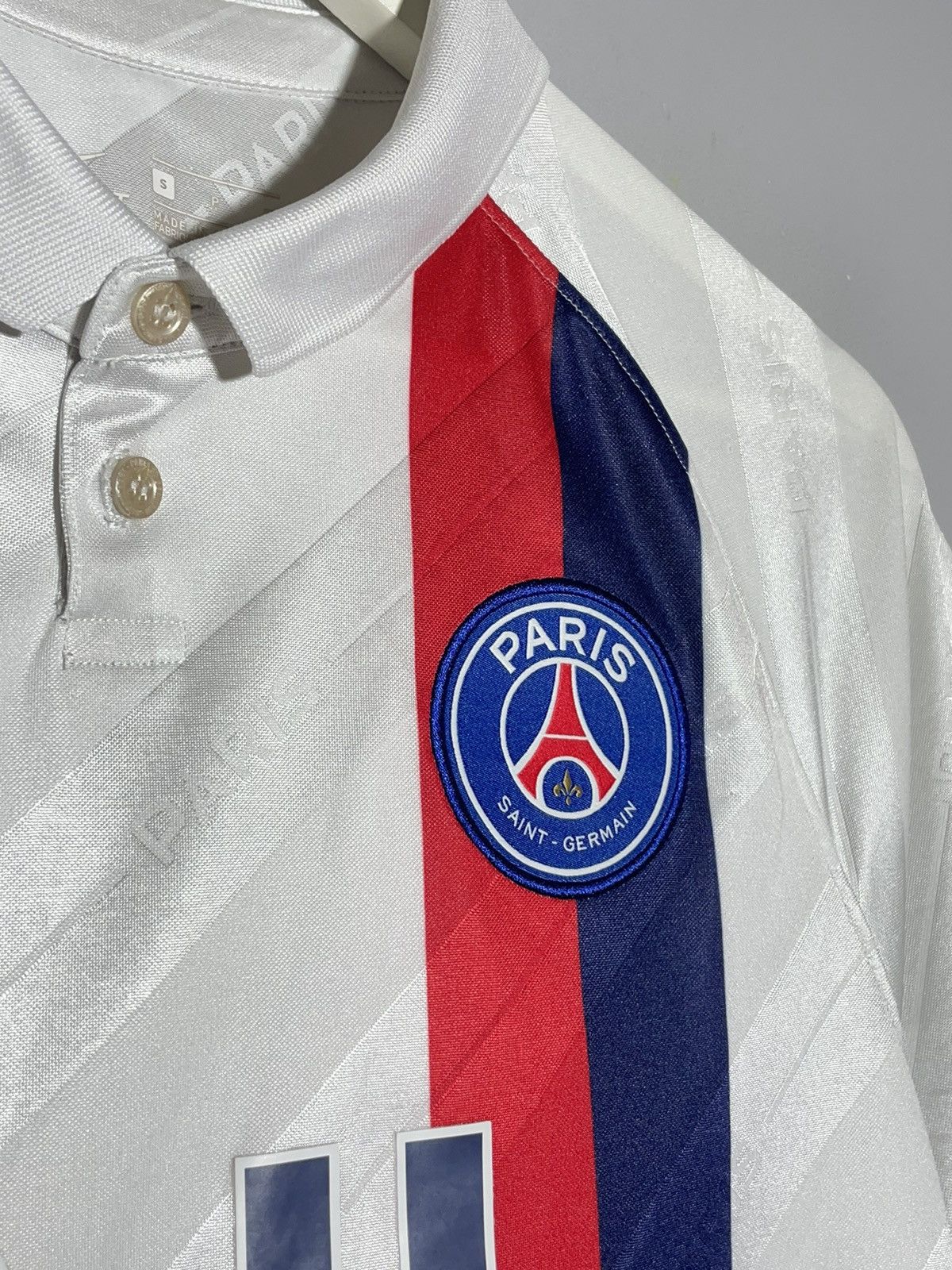 Nike Paris Saint Germain PSG Nike 2019/20 Third Football Shirt Size US S / EU 44-46 / 1 - 4 Thumbnail