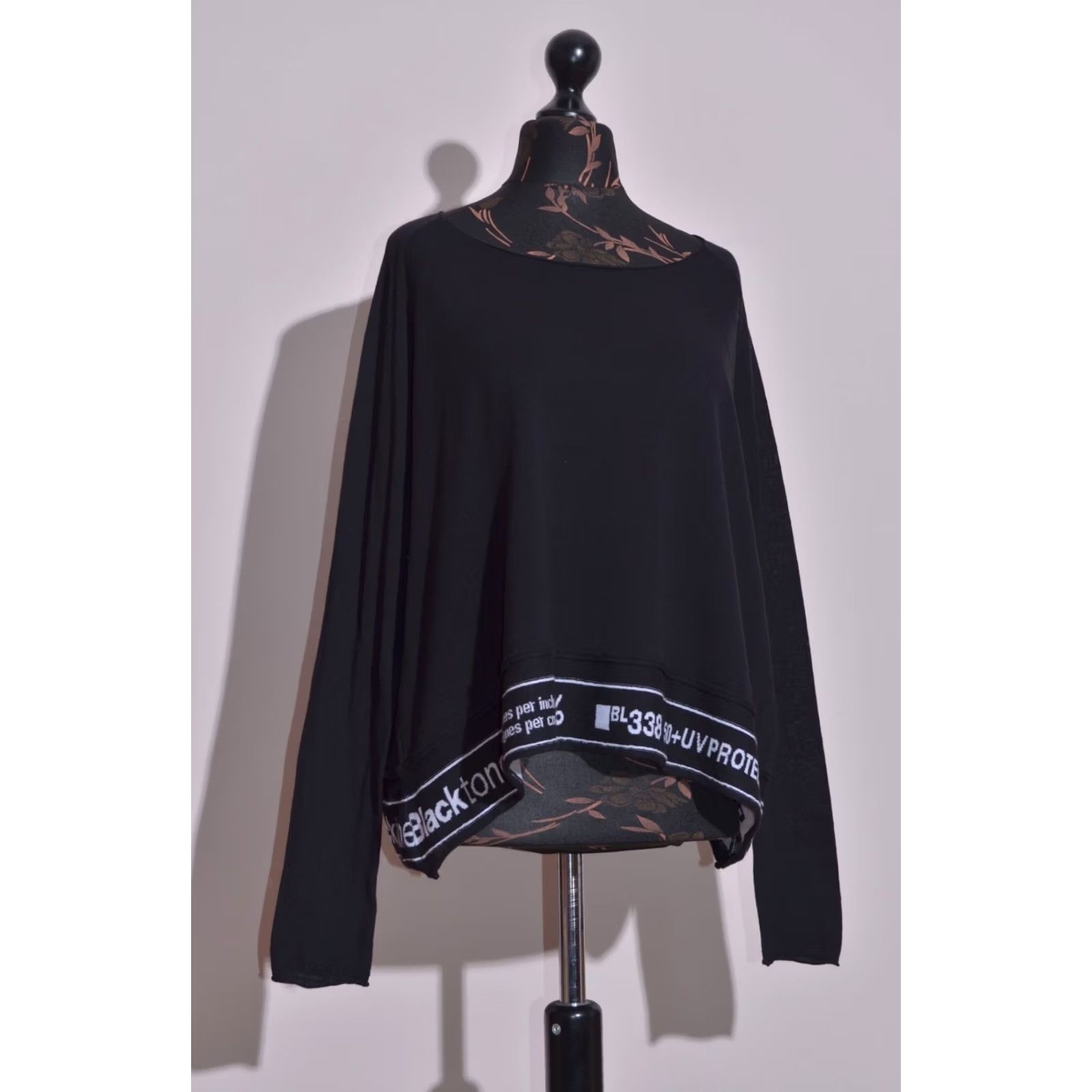 Vintage Rundholz Black Label Black Cotton Long Sleeve Top Graphic Hem Avant Garde Sz S Shirt Womens Size S / US 4 / IT 40 - 2 Thumbnail