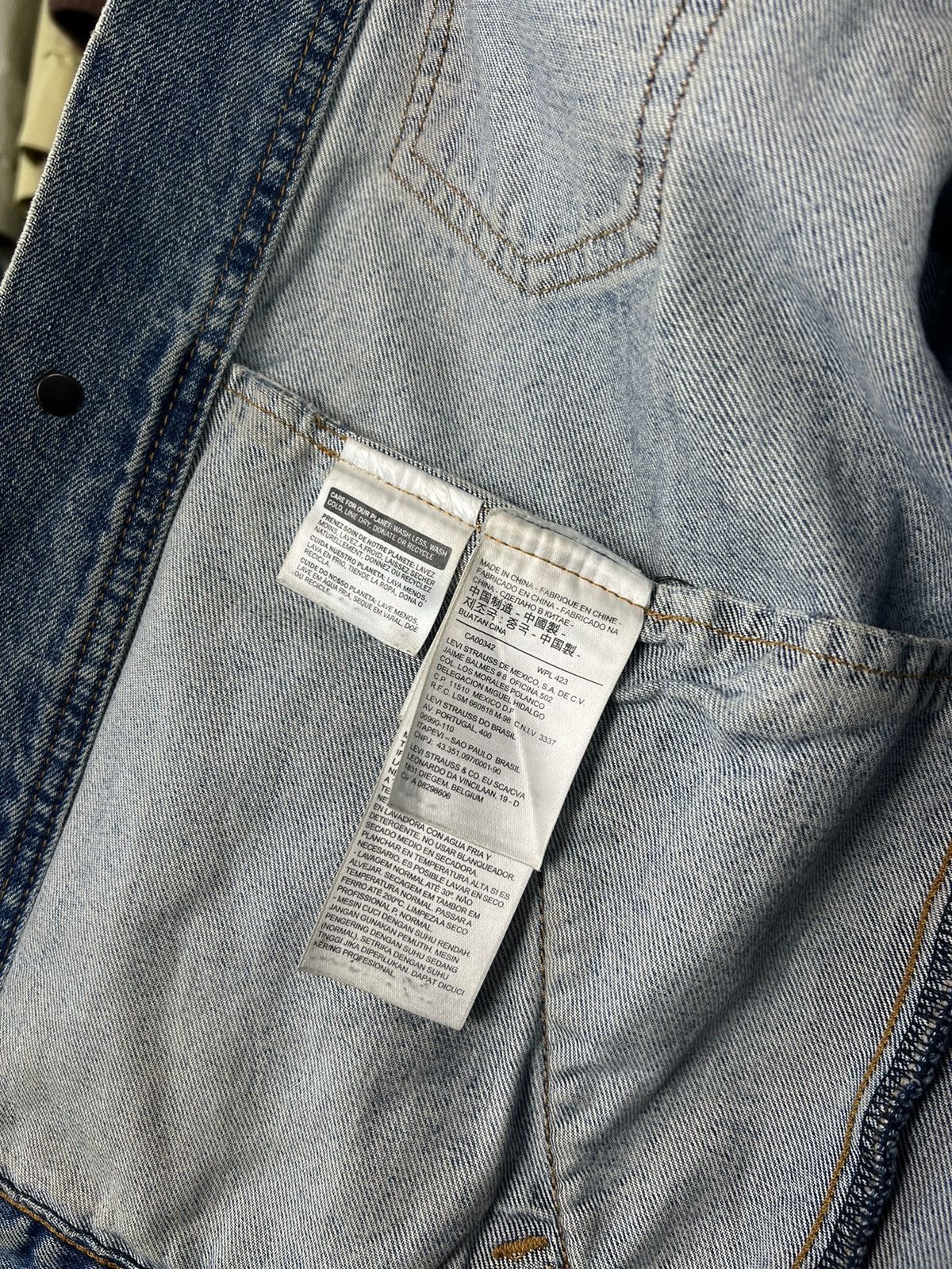Levi's Vintage Levi’s Blue Denim Jacket Size S Size US S / EU 44-46 / 1 - 9 Thumbnail