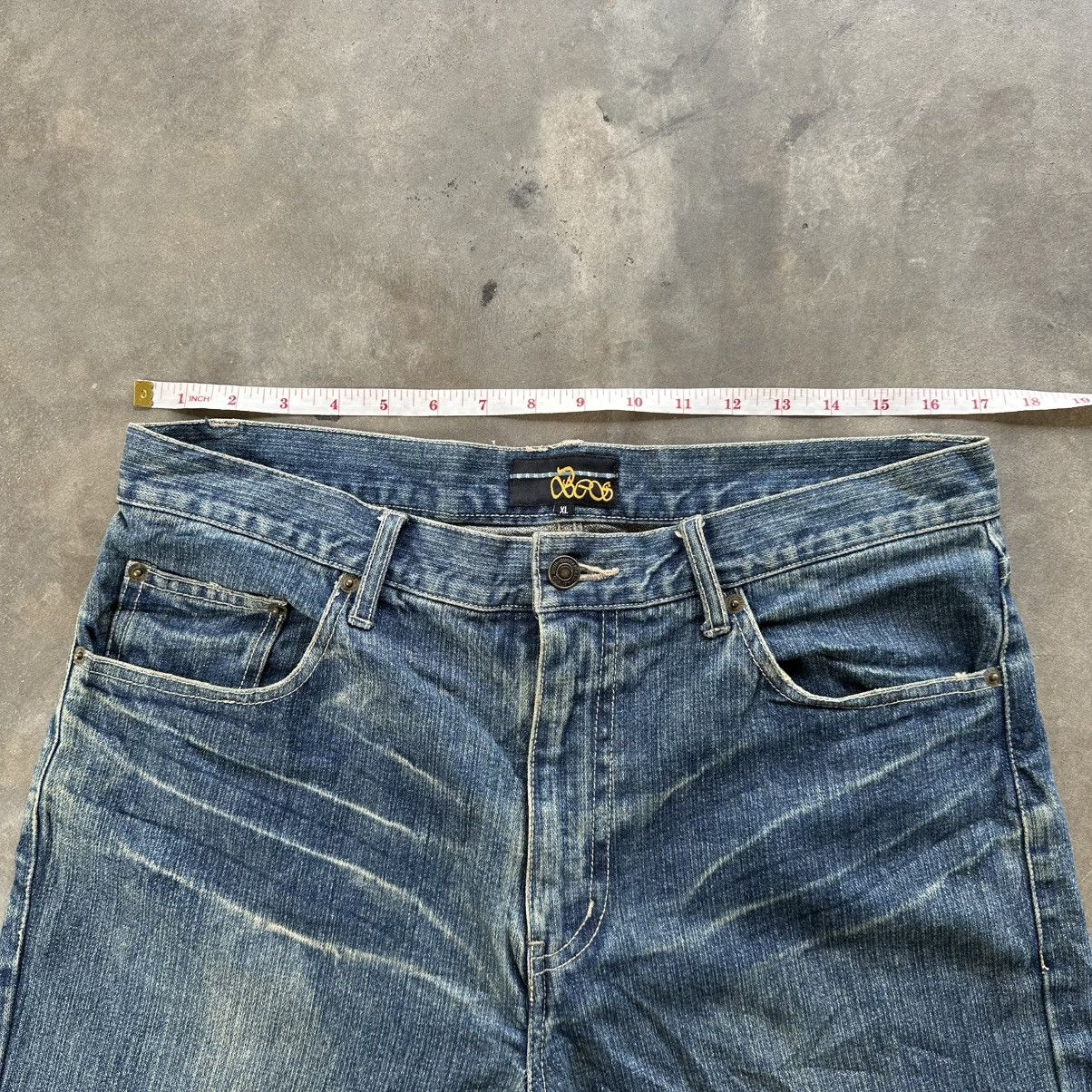 Japanese Brand Vintage Japanese Distressed Faded Denim Jean Pant W34 Size US 34 / EU 50 - 8 Thumbnail