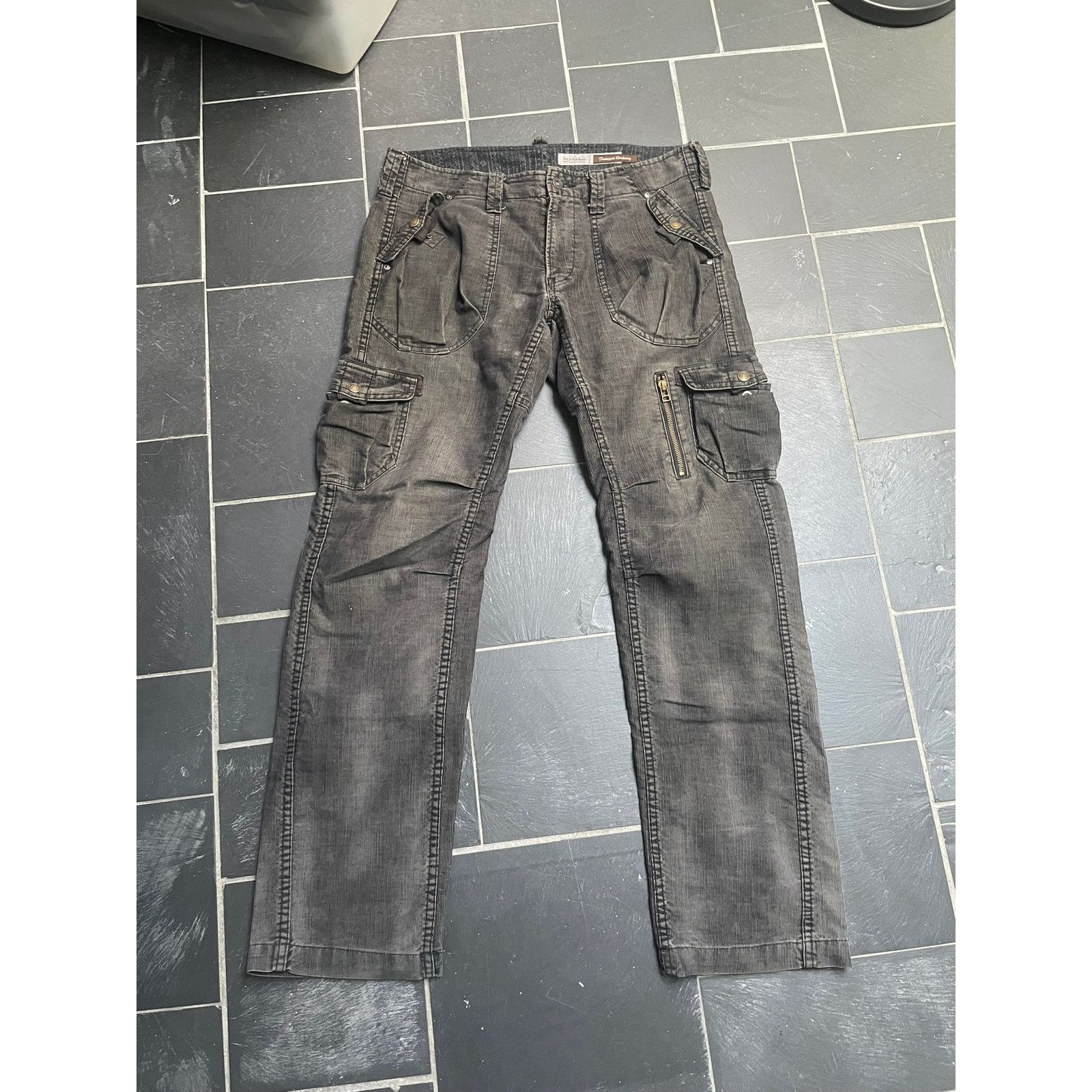 Japanese Brand Premium Corduroy Pants Cargo Japanese Brand Size 32 Size US 32 / EU 48 - 1 Thumbnail