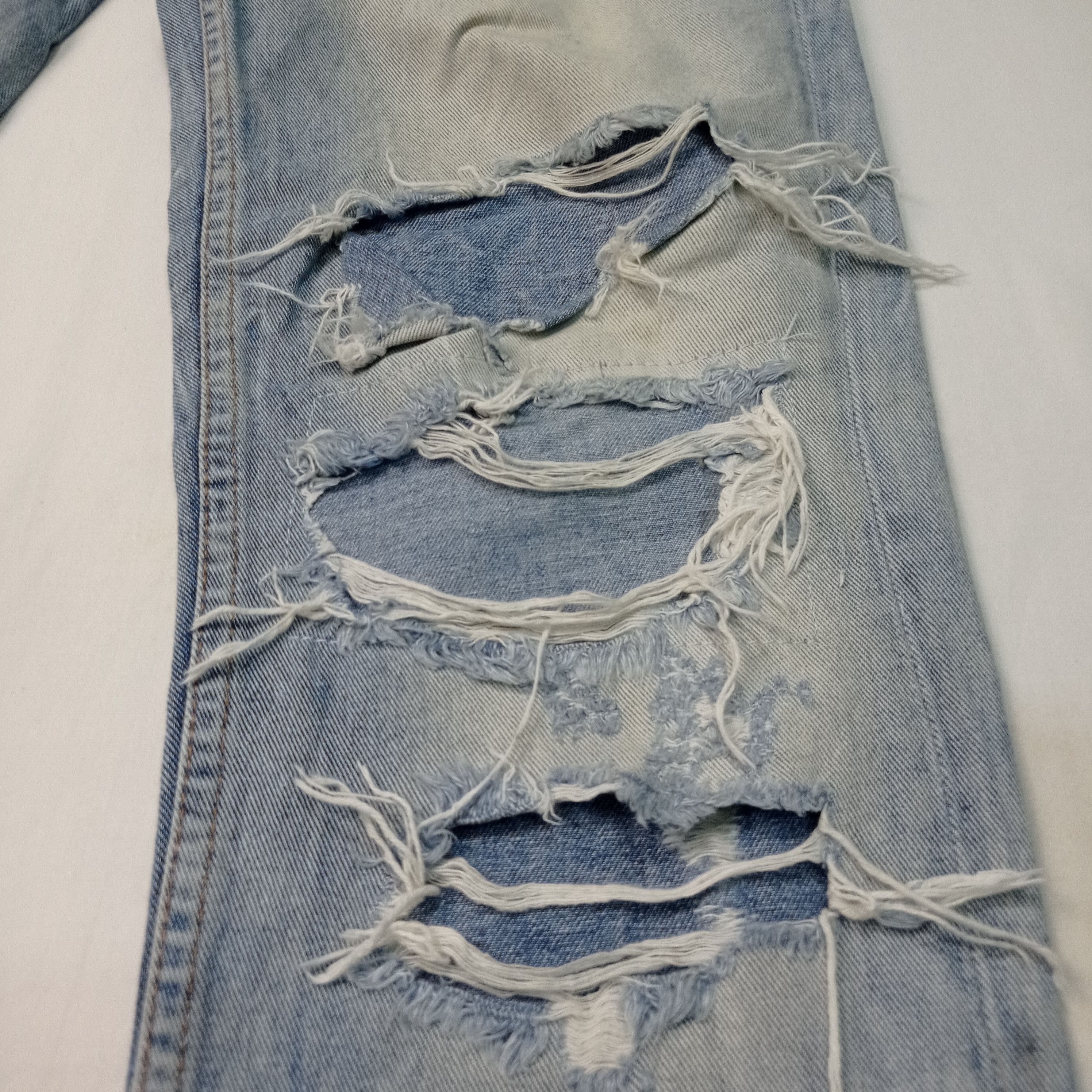Zara 🔥Zara Faded Distressed Jeans Pants Size US 31 - 9 Thumbnail