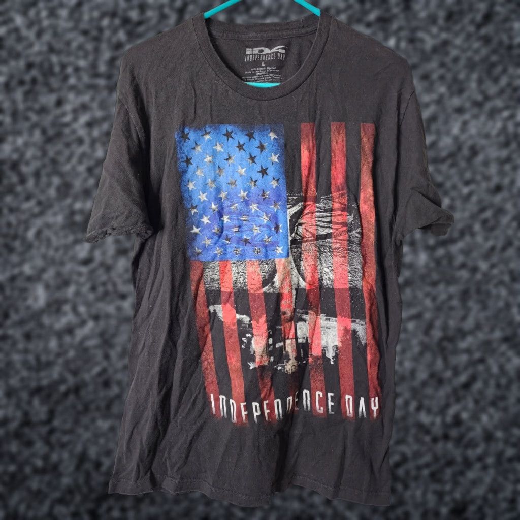 Vintage Independence Day Movie Graphic T Shirt Mens L Patriotic Flag Shirt Size US L / EU 52-54 / 3 - 1 Thumbnail