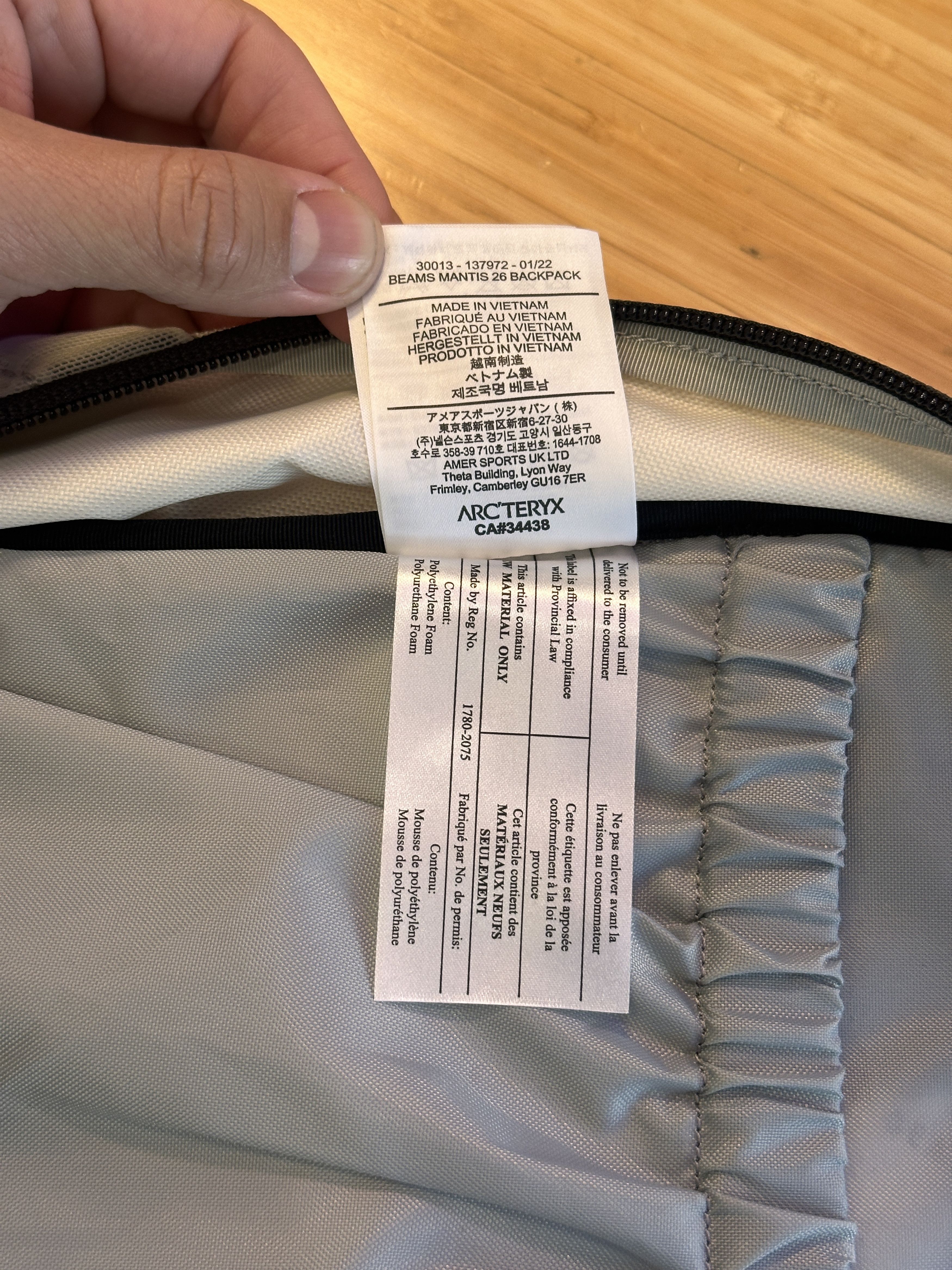Arc'teryx × Beams Plus Arc'Teryx BEAMS Plus Mantis 26L Backpack (White) Size 26 - 3 Thumbnail