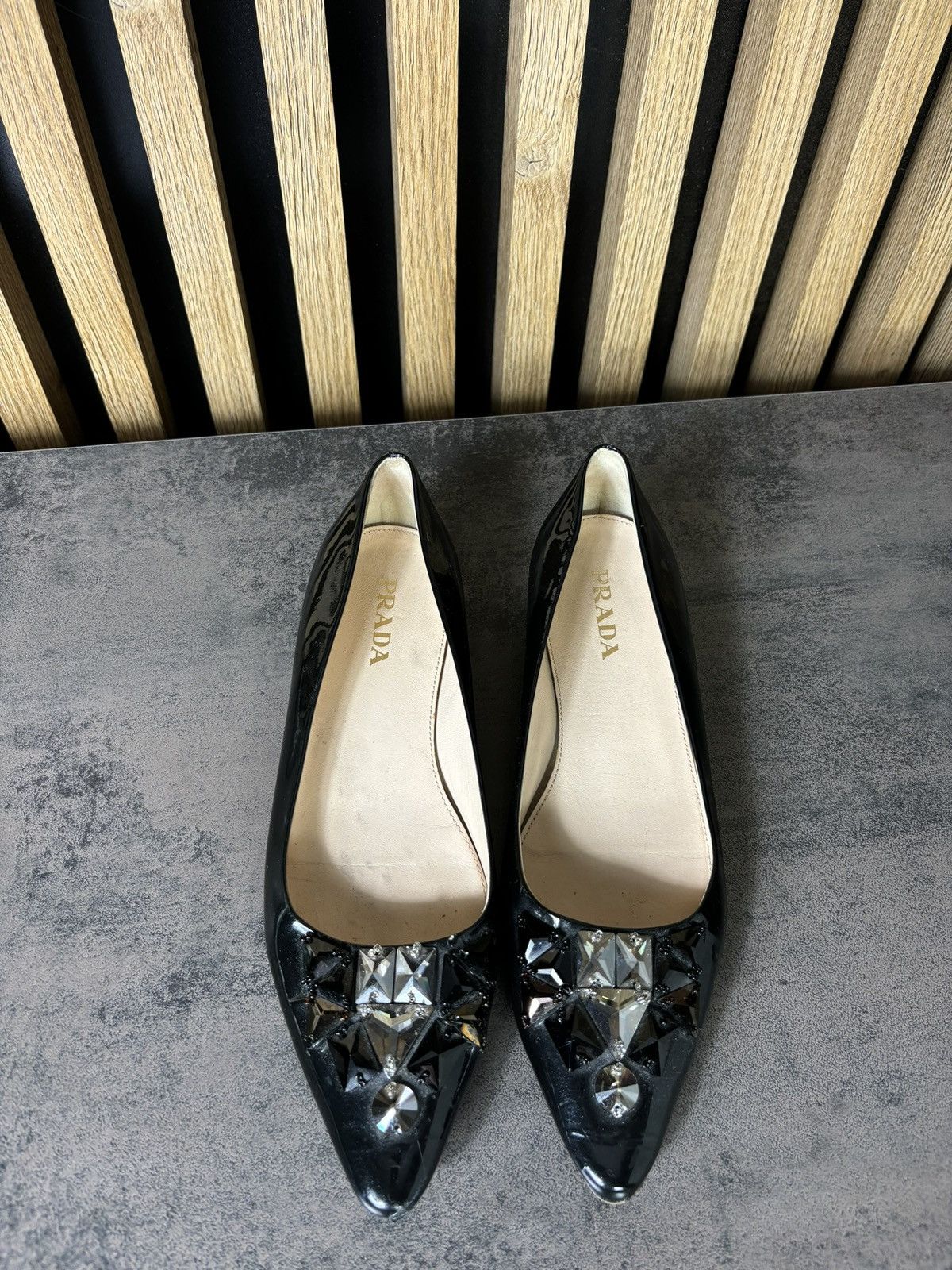 Designer × Prada Luxury Prada Y2K Flat Italy 00s Style Black Leather size 38 Size US 7 / IT 37 - 2 Thumbnail
