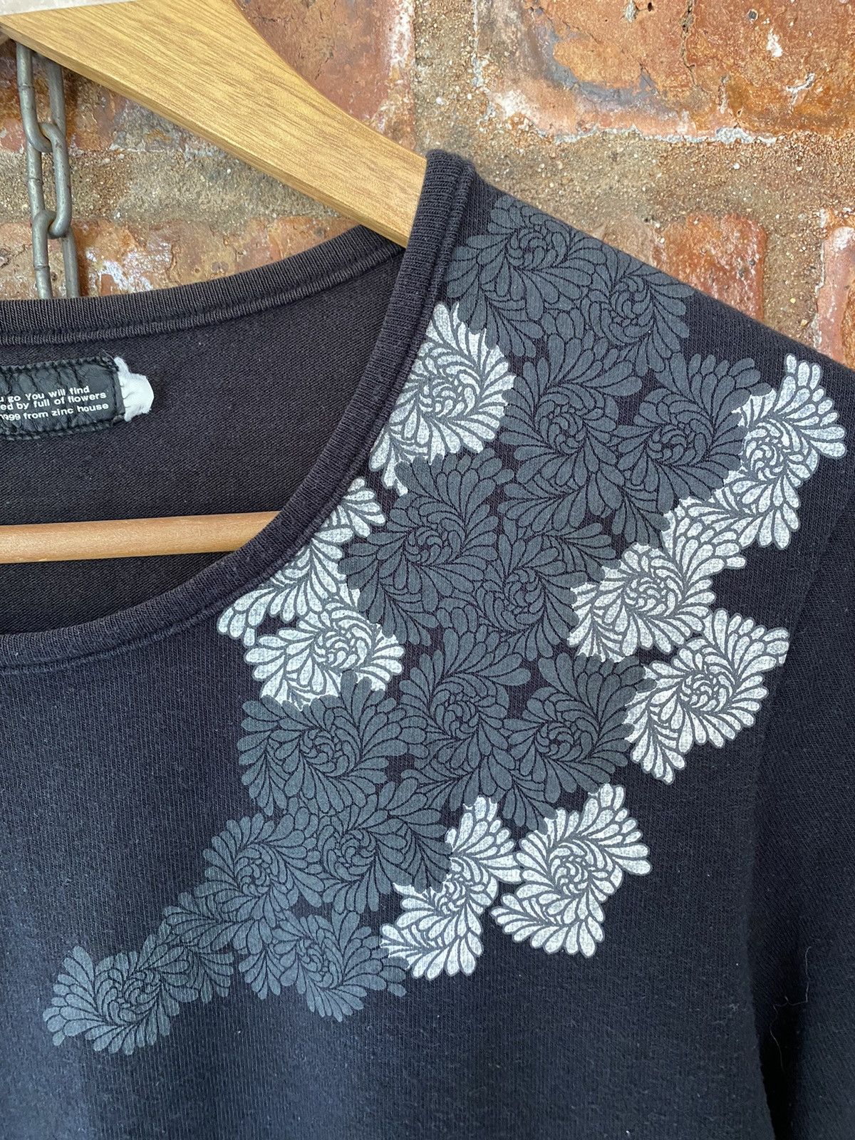 L7 Real Hip Black Floral dragons patent tee Size US M / EU 48-50 / 2 - 4 Thumbnail