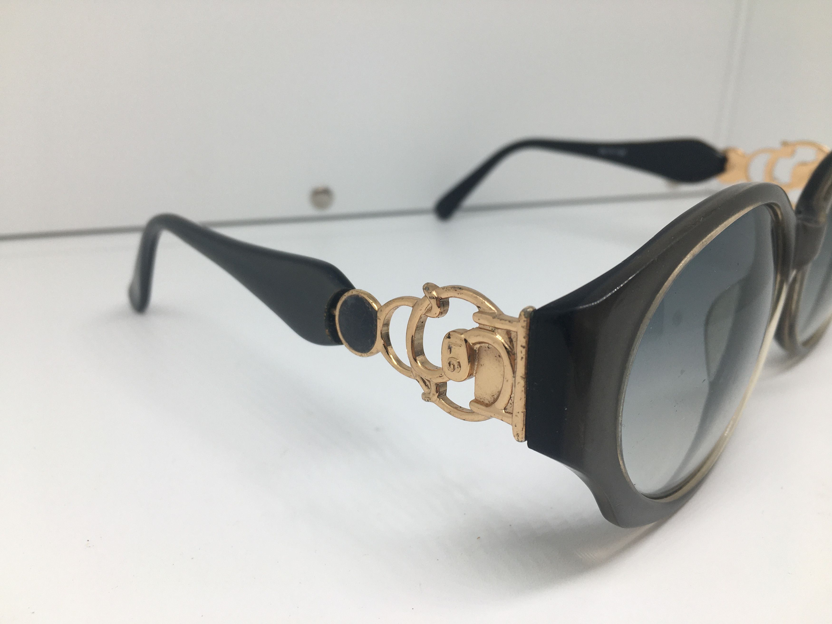 Vintage Vintage LIGAO 6679 Gray Sunglasses Frame Size ONE SIZE - 1 Thumbnail