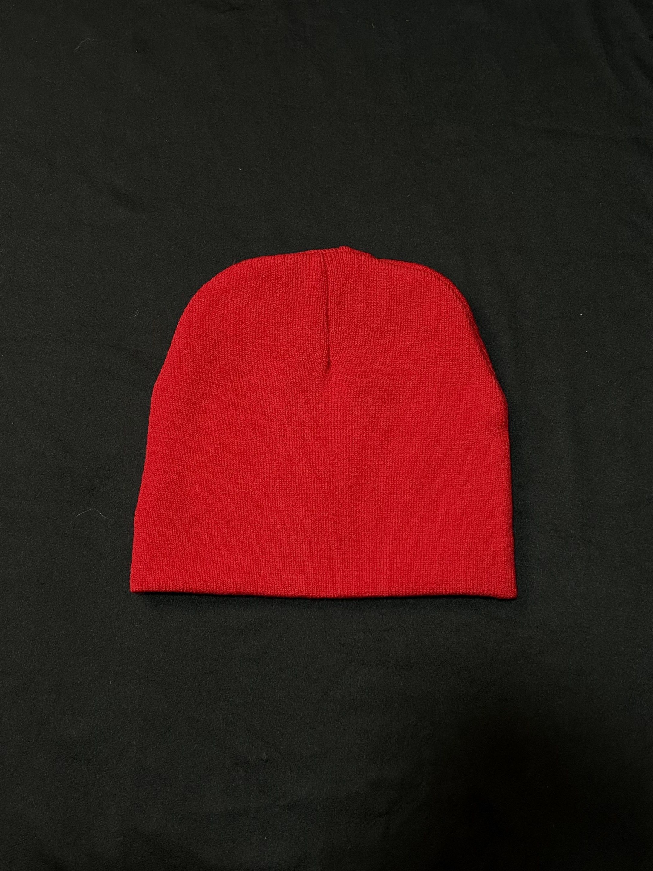 Japanese Brand Rare Chunky Graphic No Cuff Knit Red Beanie Hats OS Size ONE SIZE - 5 Thumbnail