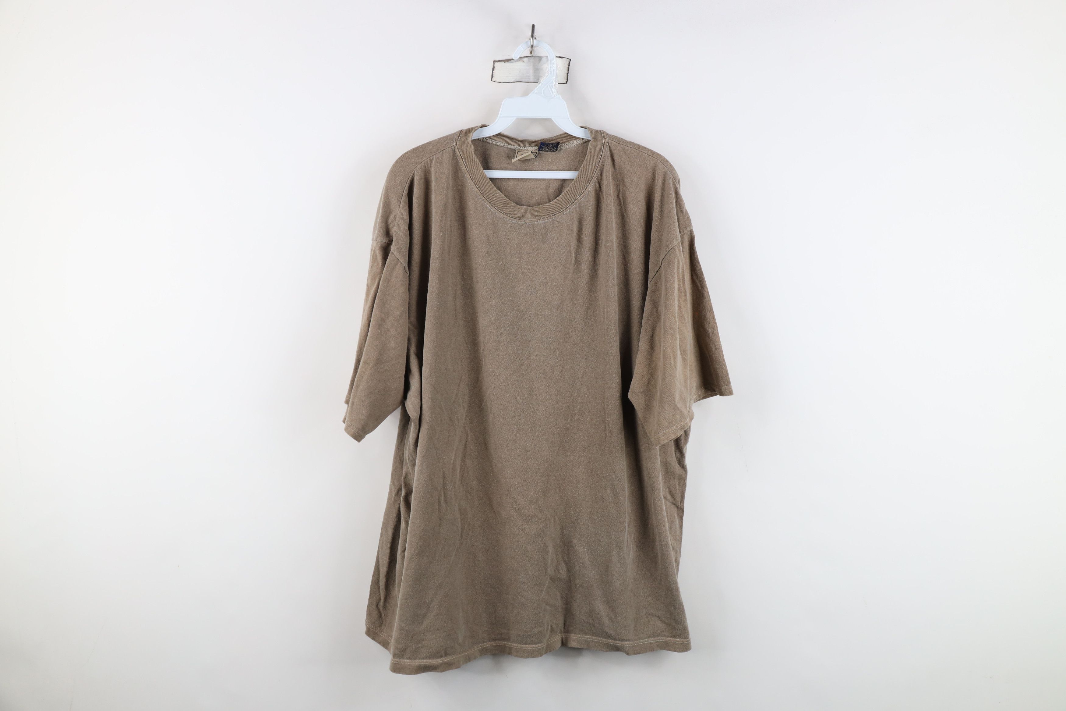 Vintage Vintage 90s Streetwear Short Sleeve T-Shirt Brown USA Size US L / EU 52-54 / 3 - 1 Thumbnail