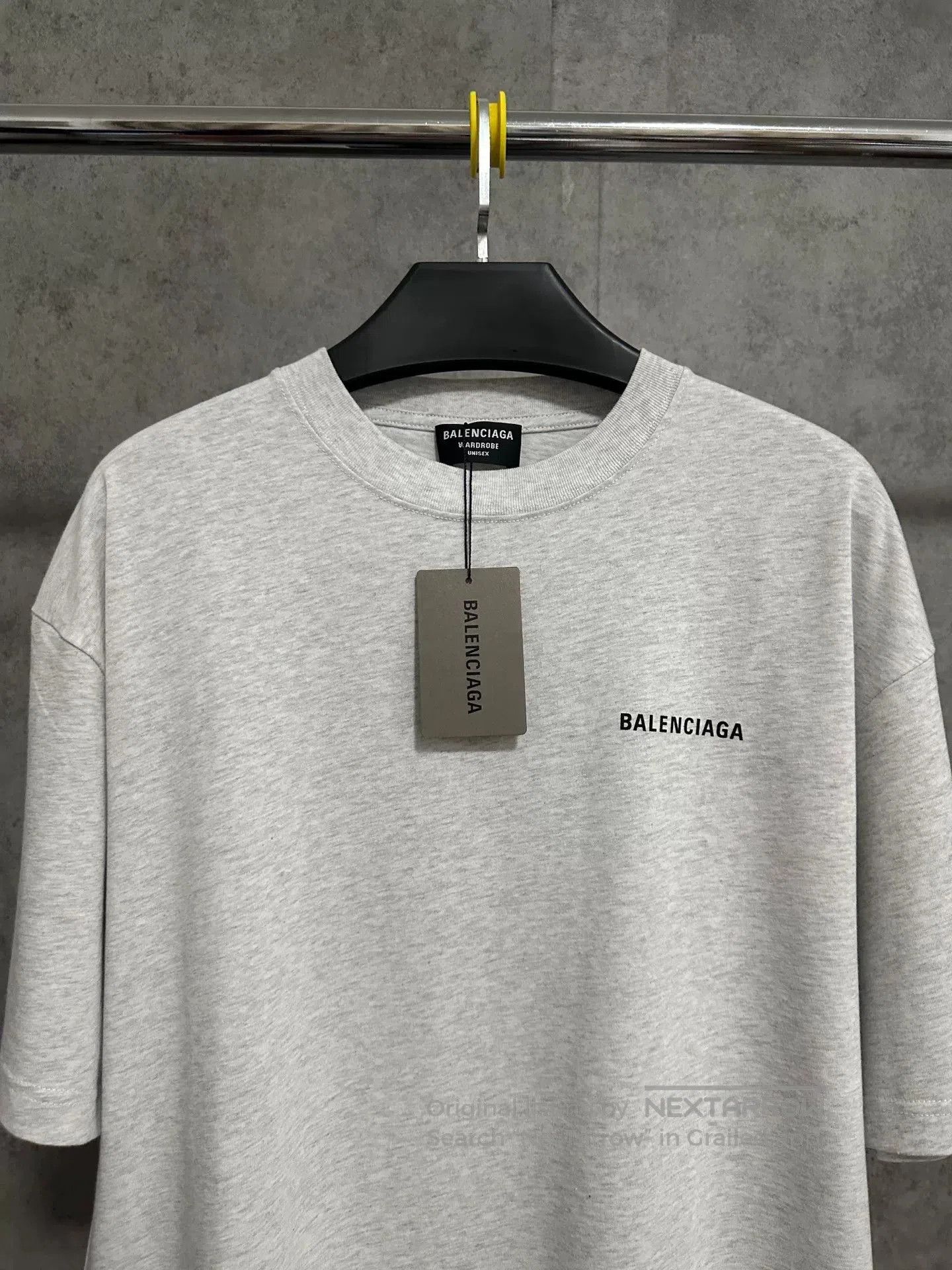 Balenciaga Balenciaga Grey Short Sleeve Logo T. Size US M / EU 48-50 / 2 - 2 Thumbnail