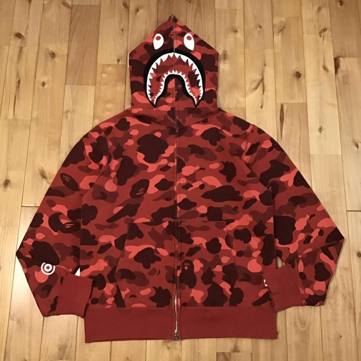 Bape BAPE Red camo Shark full zip hoodie a bathing ape Size US L / EU 52-54 / 3 - 1 Thumbnail