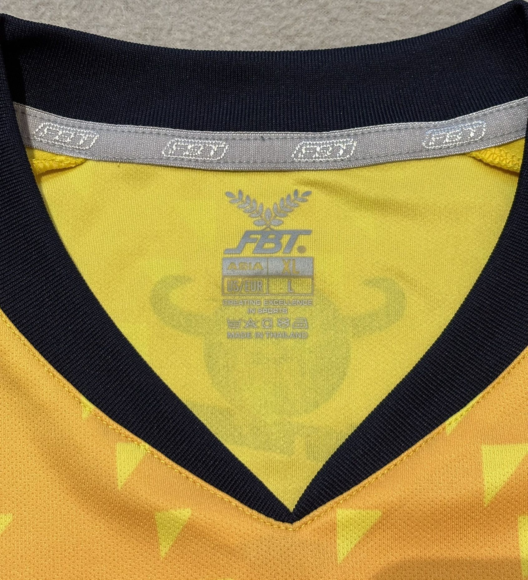 Other Samut Prakan City 2022/2023 FBT Football Jersey Size XL Size US L / EU 52-54 / 3 - 16 Thumbnail