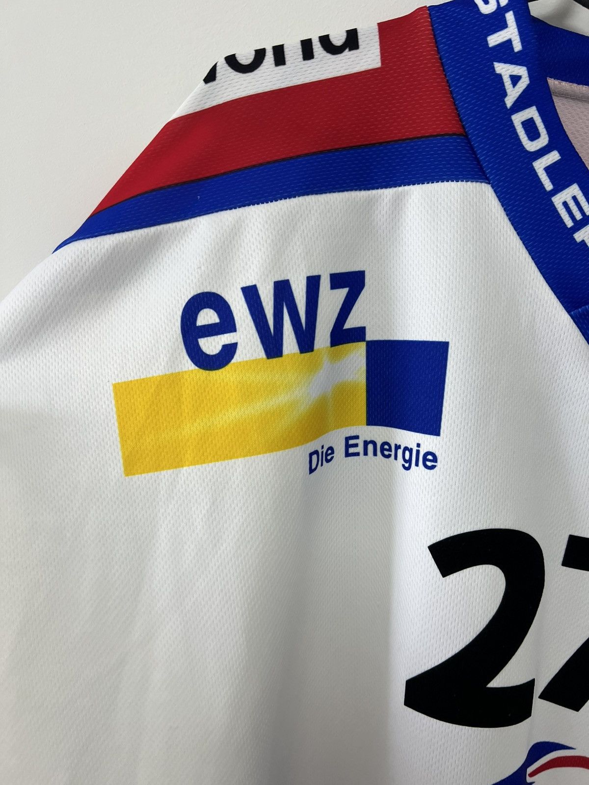 Vintage ZSC Lions Ice Hockey Jersey Ochsner Matchworn Salis #27 XL Size US XL / EU 56 / 4 - 6 Thumbnail